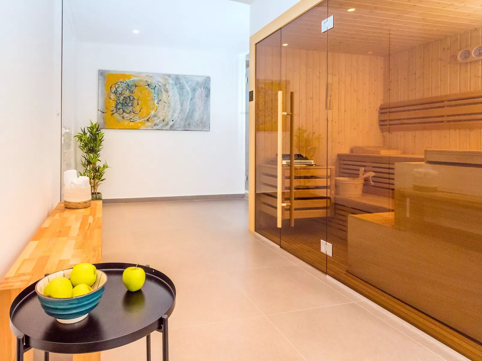 In Mimice mit tollem Pool und Meerblick-Binnen