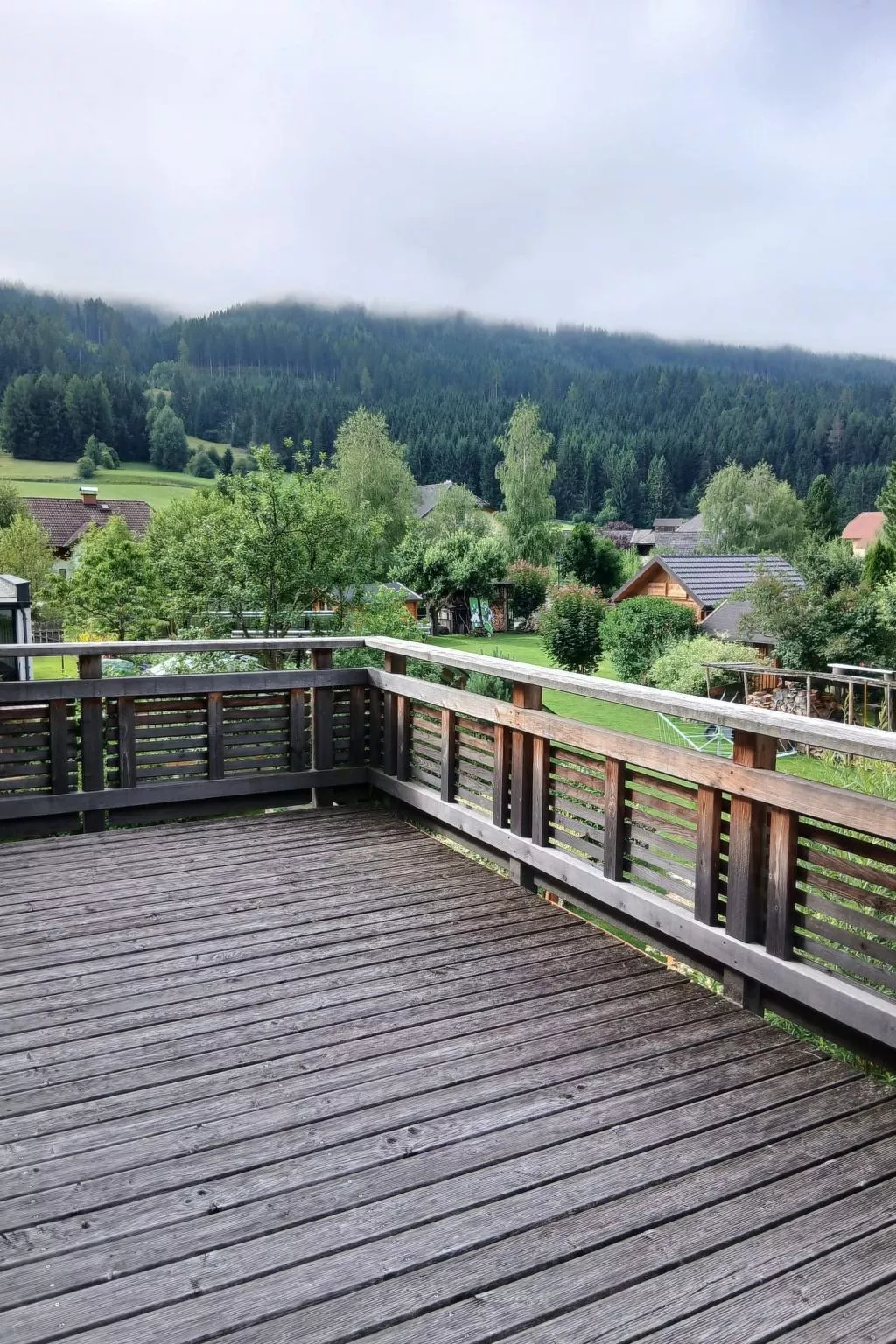 Schönes Ferienhaus-Buiten