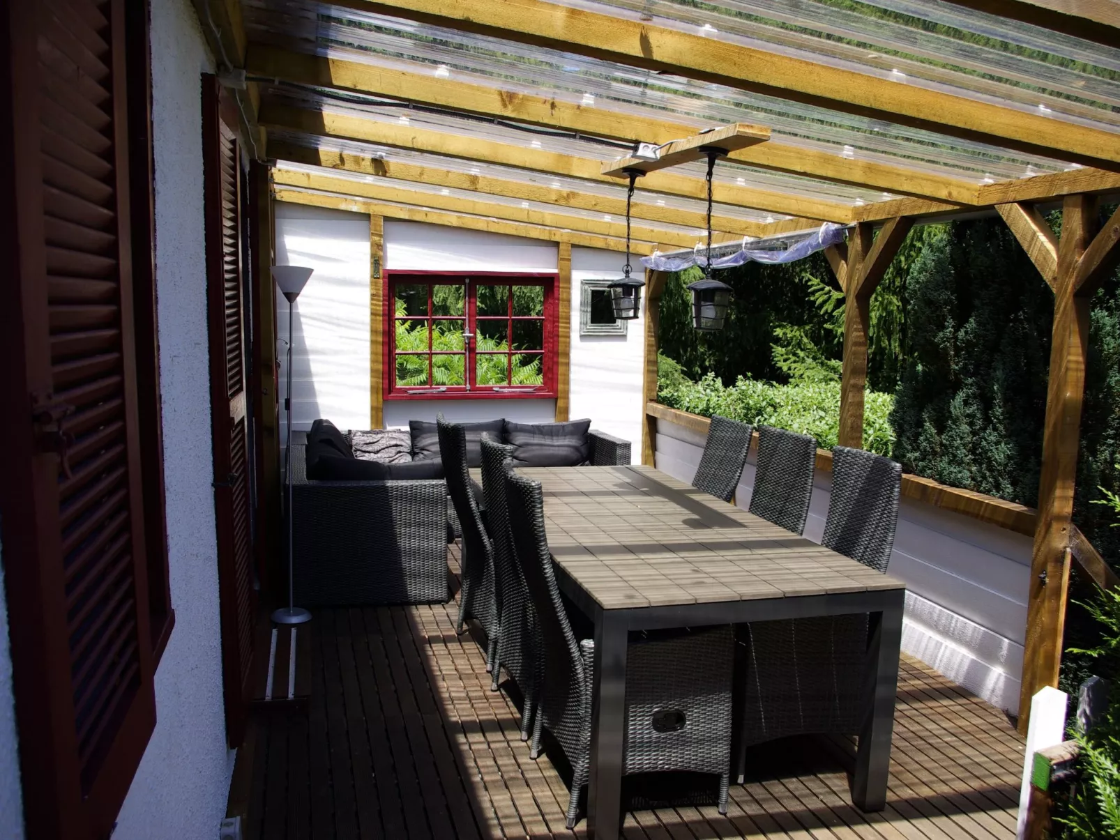 Mit Garten, Grill und Terrasse-Binnen