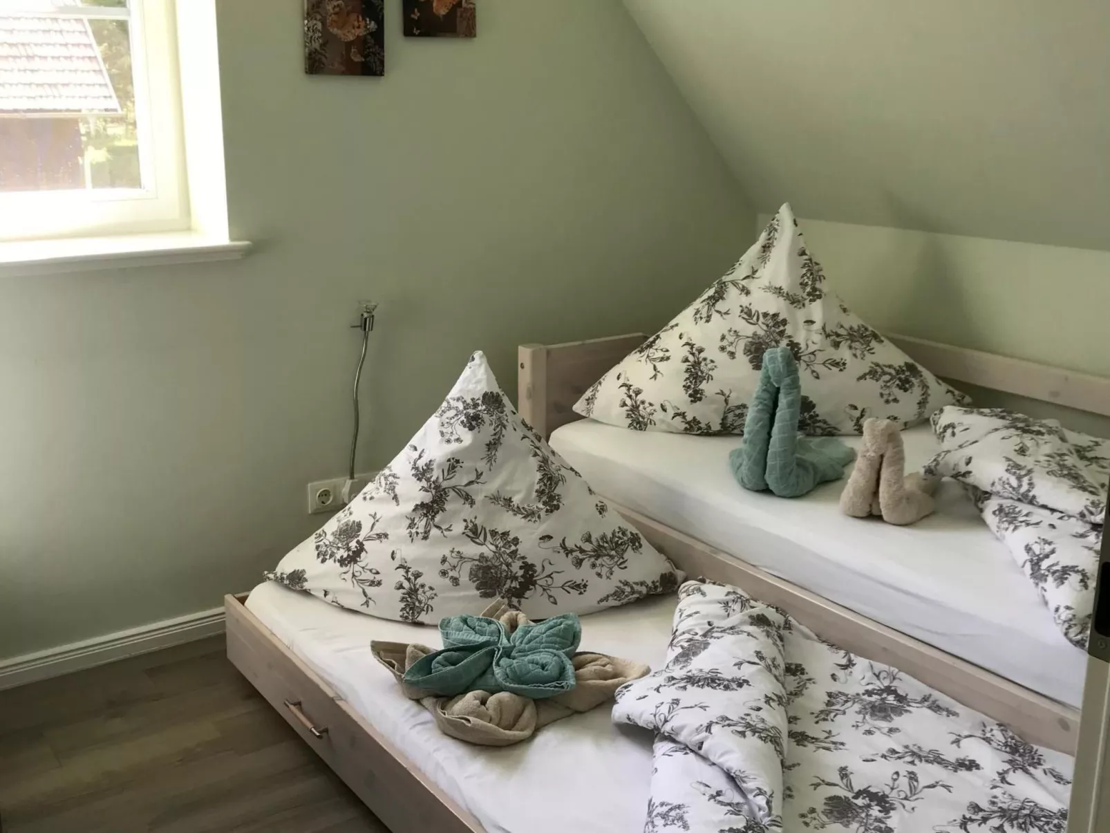 Zochiserlebnishof-Binnen