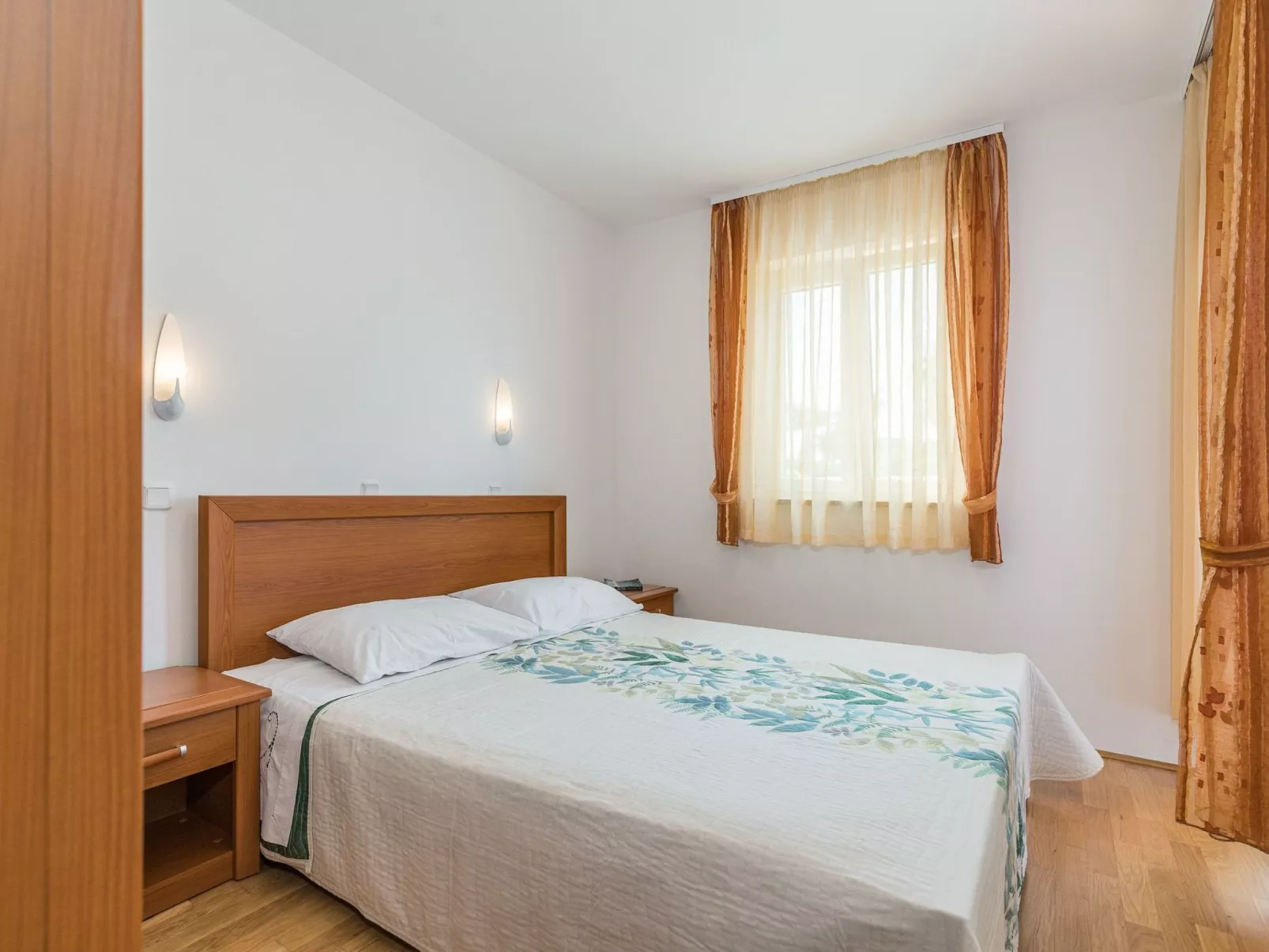 Villa Pinta mit großem Garten-Binnen