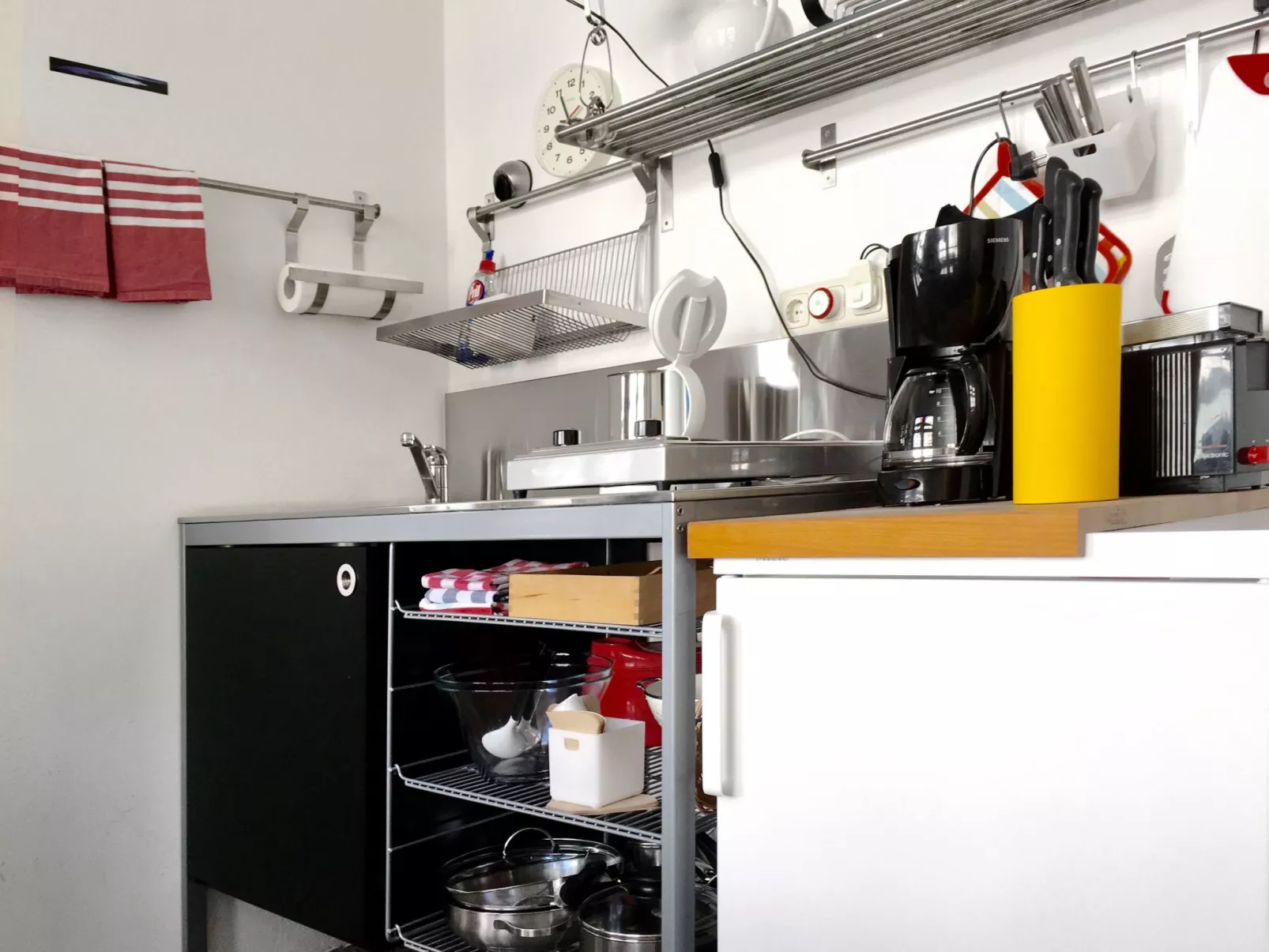 Zentrale Wohnung mit Klavier, Kunst und Design-Binnen