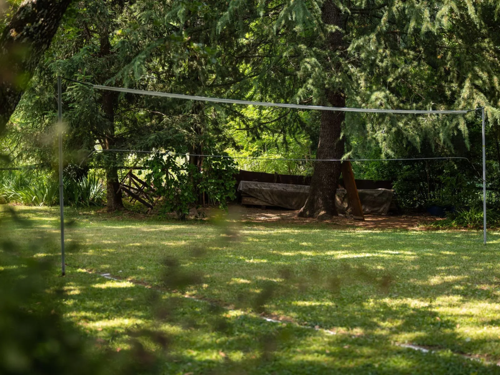 Gemütliches Ferienhaus in Ružići mit Offenem Kamin-Buiten