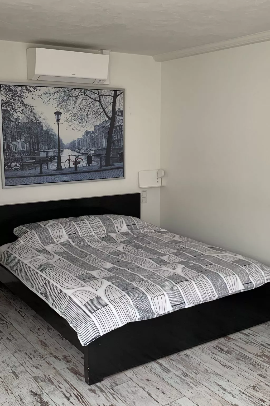 Zaandam in der Nähe aller niederländischen Sehenswürdigkeiten-Binnen