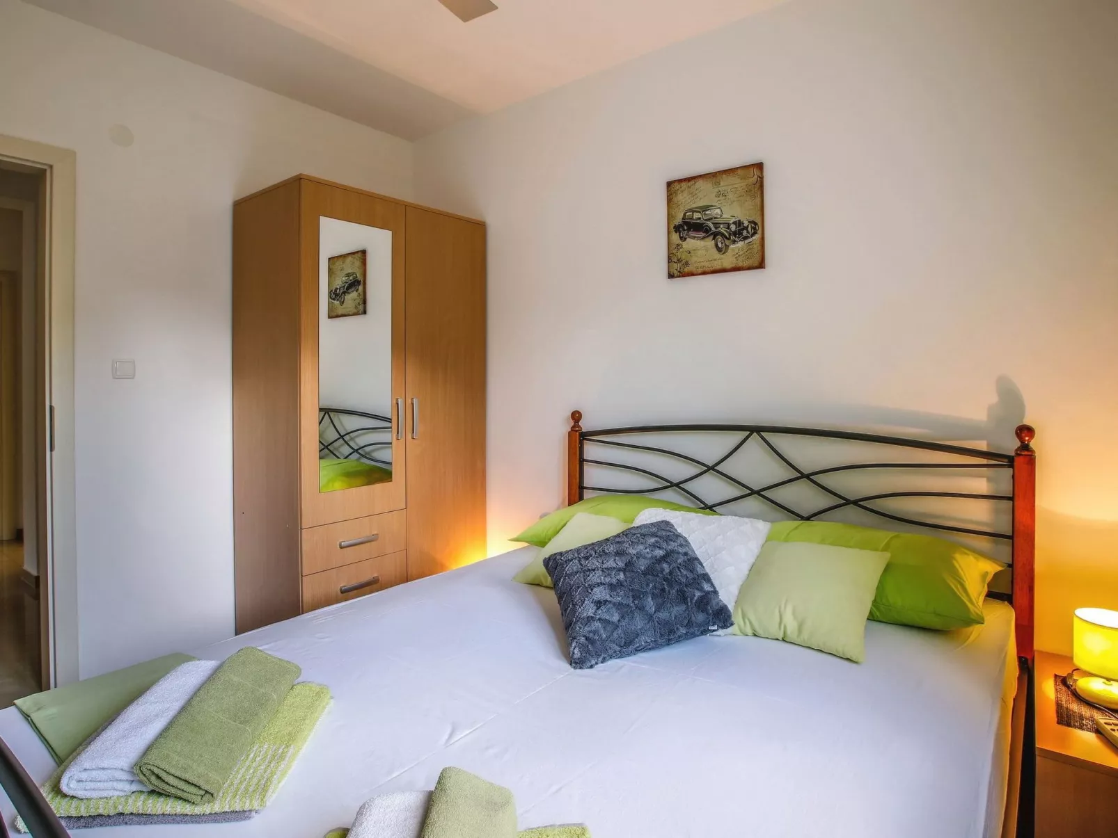 Villa Olea- Pool, Grill, Nähe Flughafen Split-Binnen