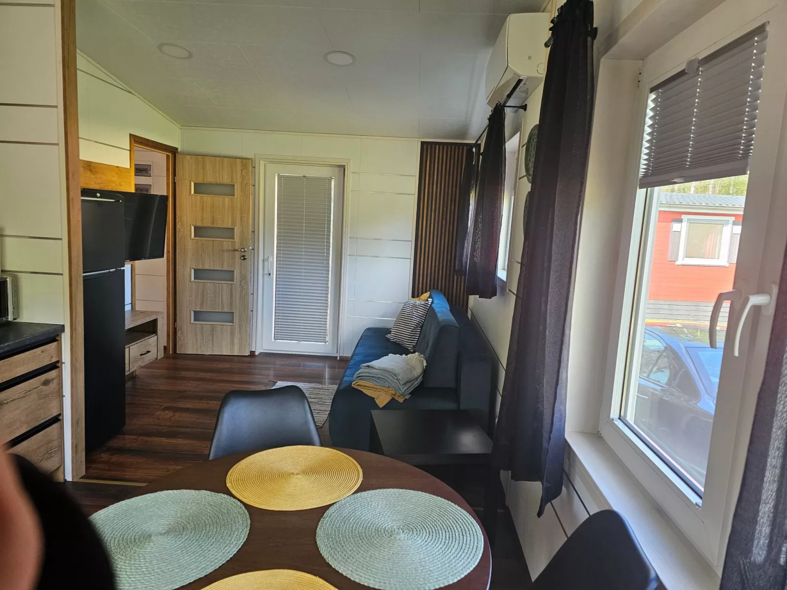 Ganzjährig bewohnbares Ferienhaus - grün-Binnen