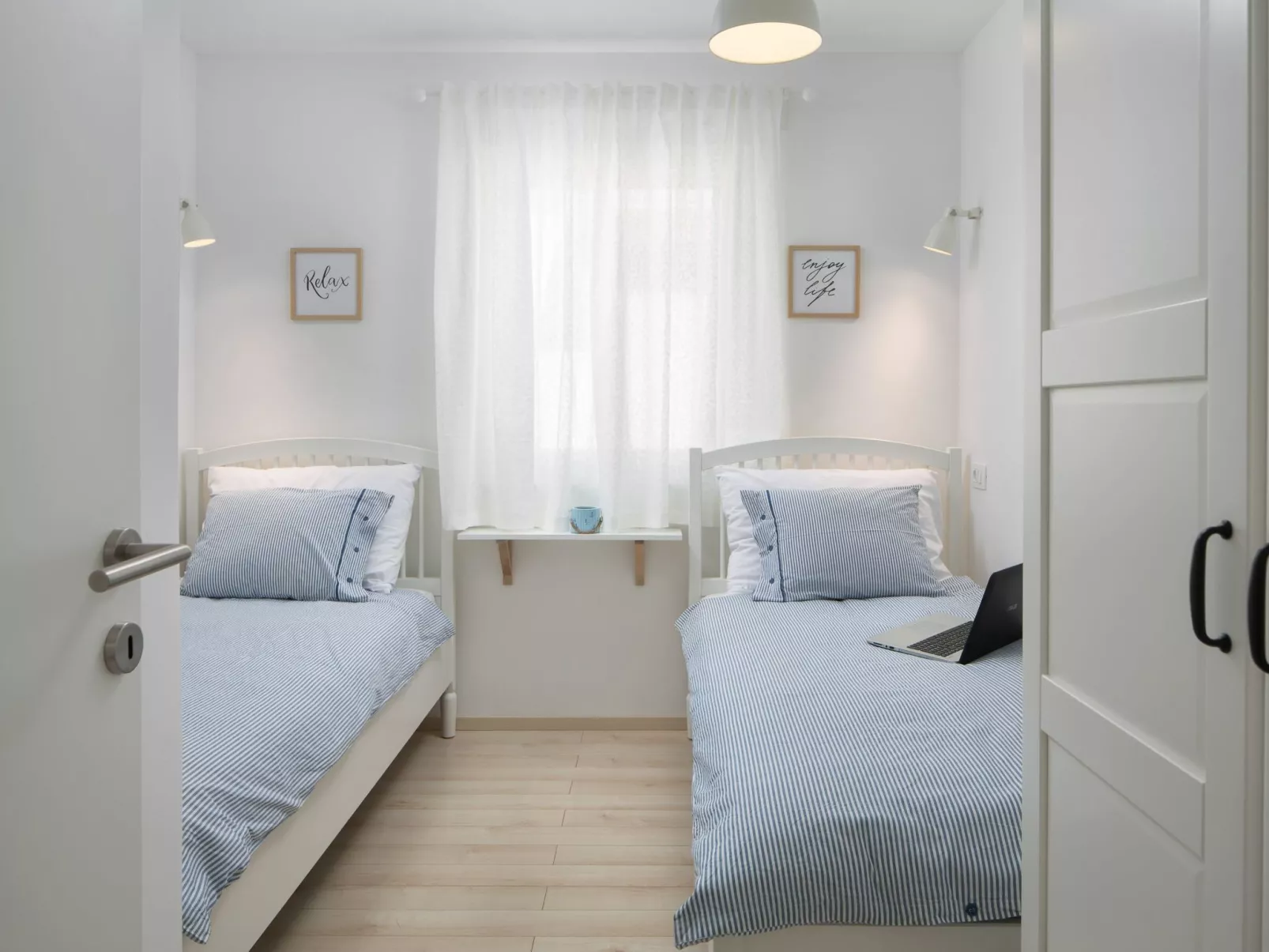 Charmante Villa mit gepflegtem Garten und beheiztem Pool-Binnen