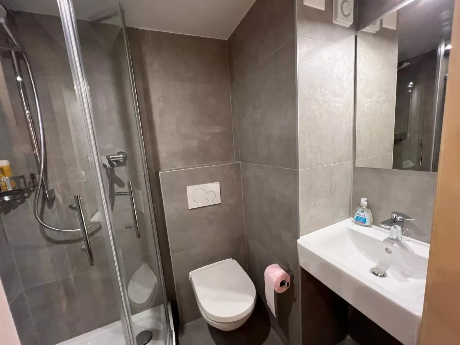 River App., Morgins-Binnen