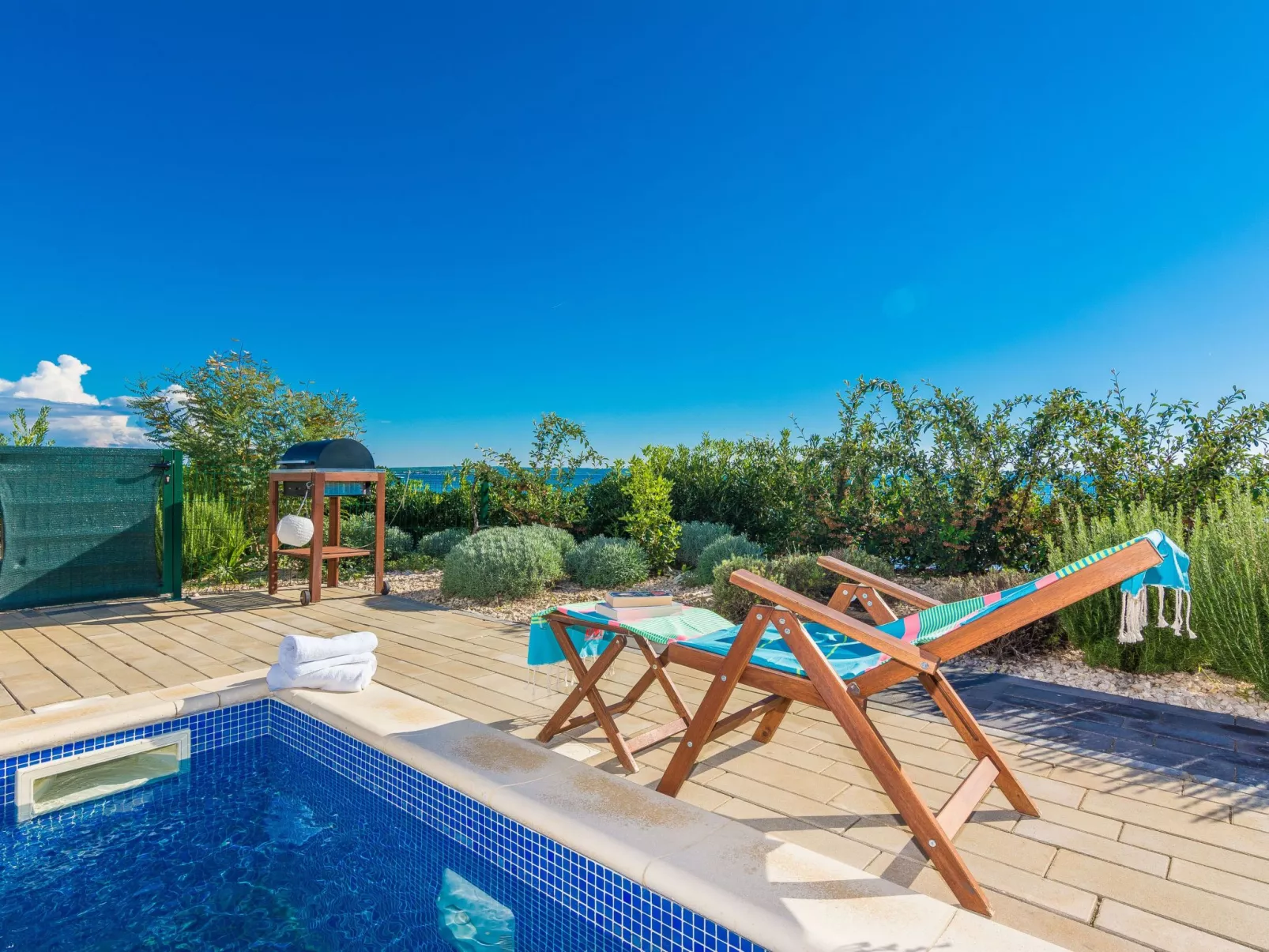 "Miri Melon" mit eigenem Pool-Buiten