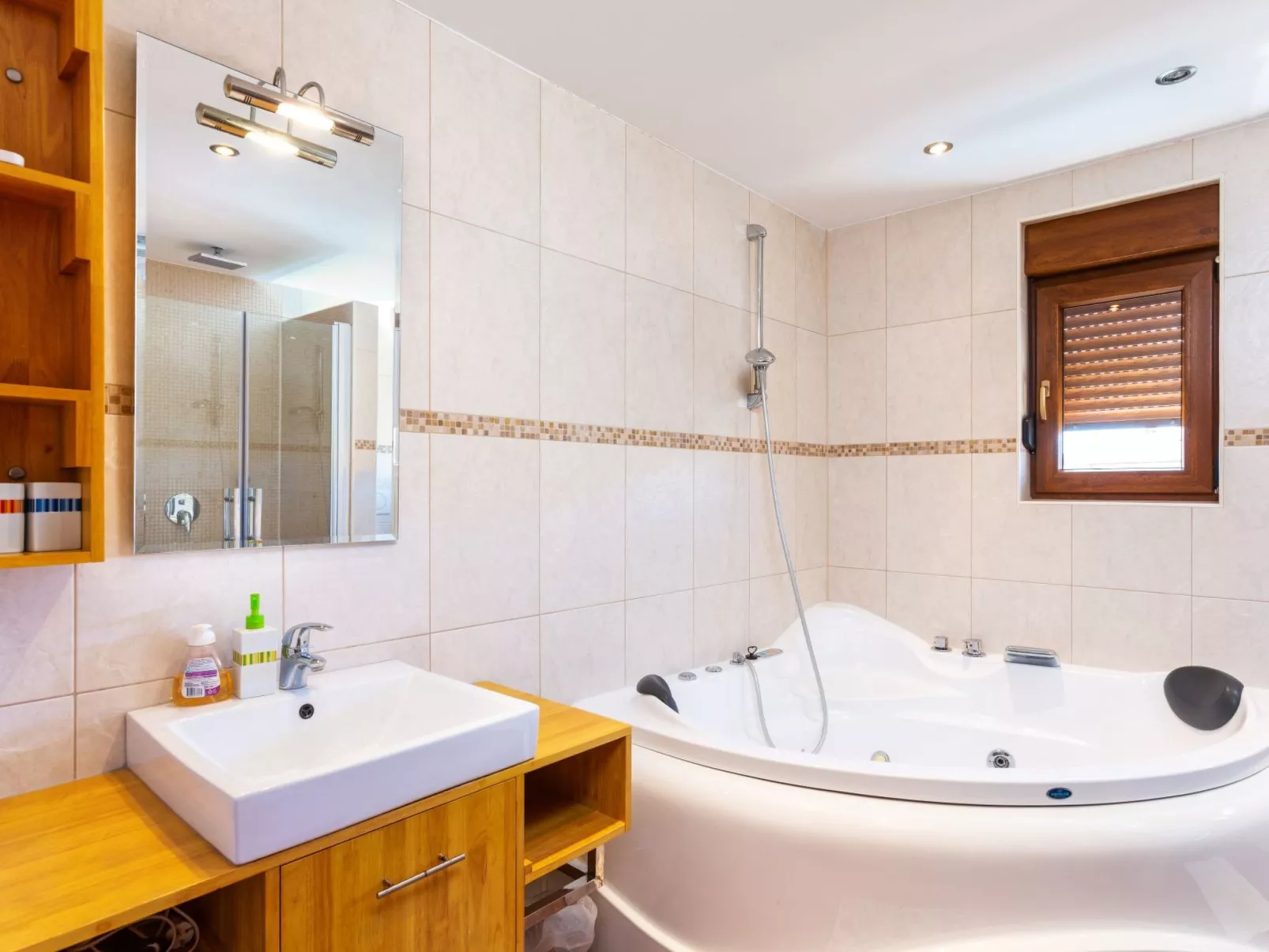 Für 5 Personen ca. 100 m&sup2; in Ližnjan, Istrien (Medulin und Umgebung)-Binnen