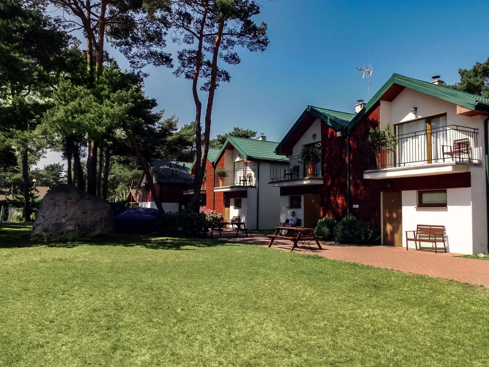Ganzjährig bewohnbares Ferienhaus direkt am Strand von Dźwirzyno-Buiten