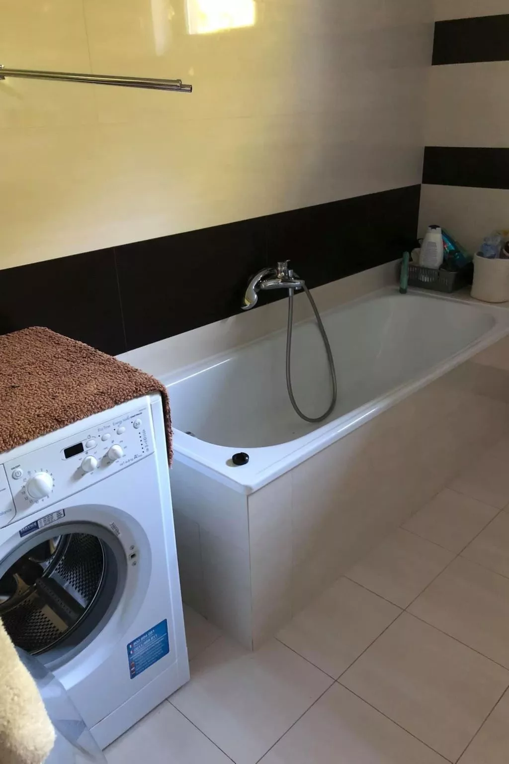 Schönes Ferienhaus für 7 Personen und 1 Kind-Image-tags.info