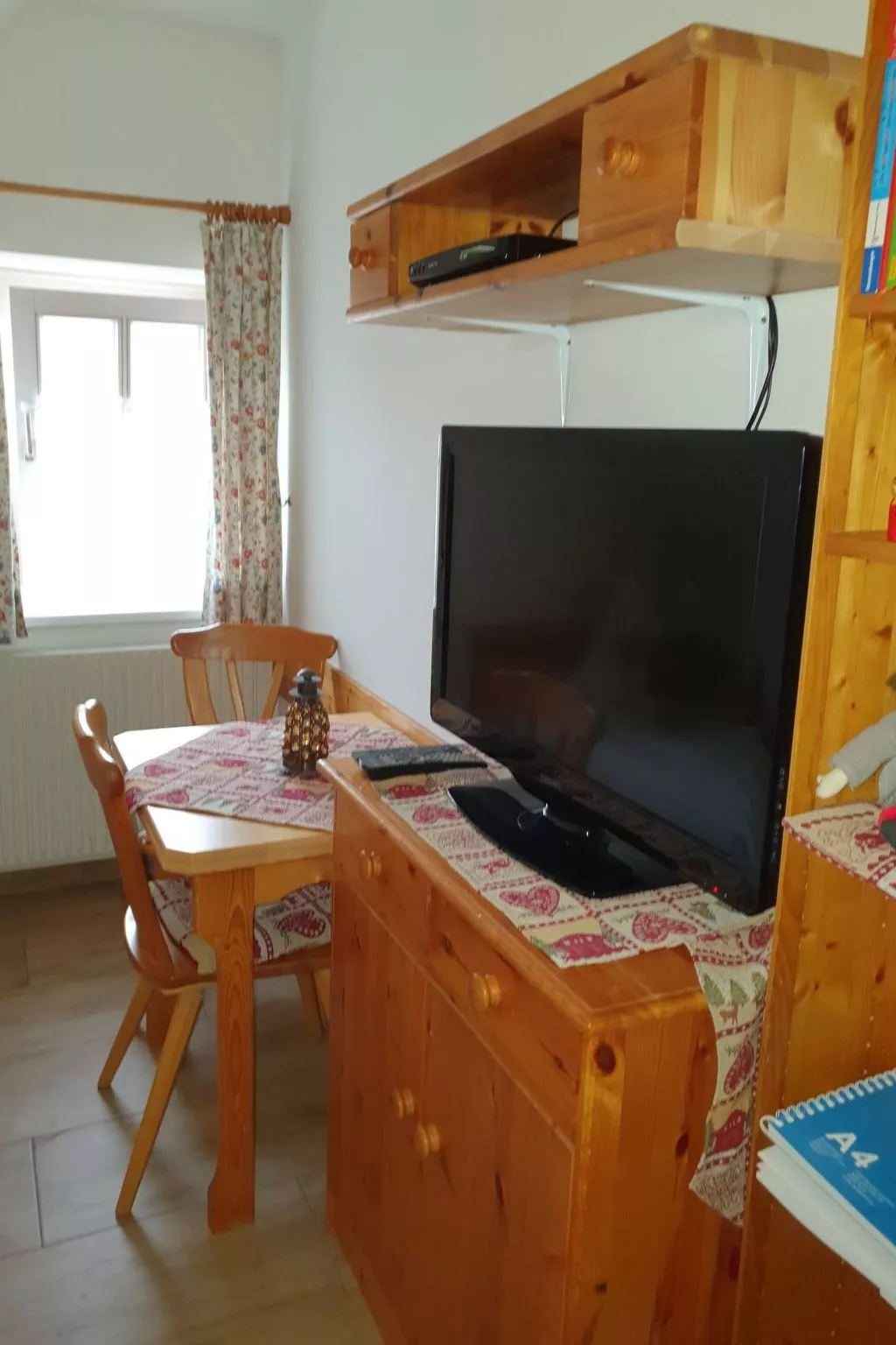 Sonniges Ferienhaus in Wagerberg-Binnen