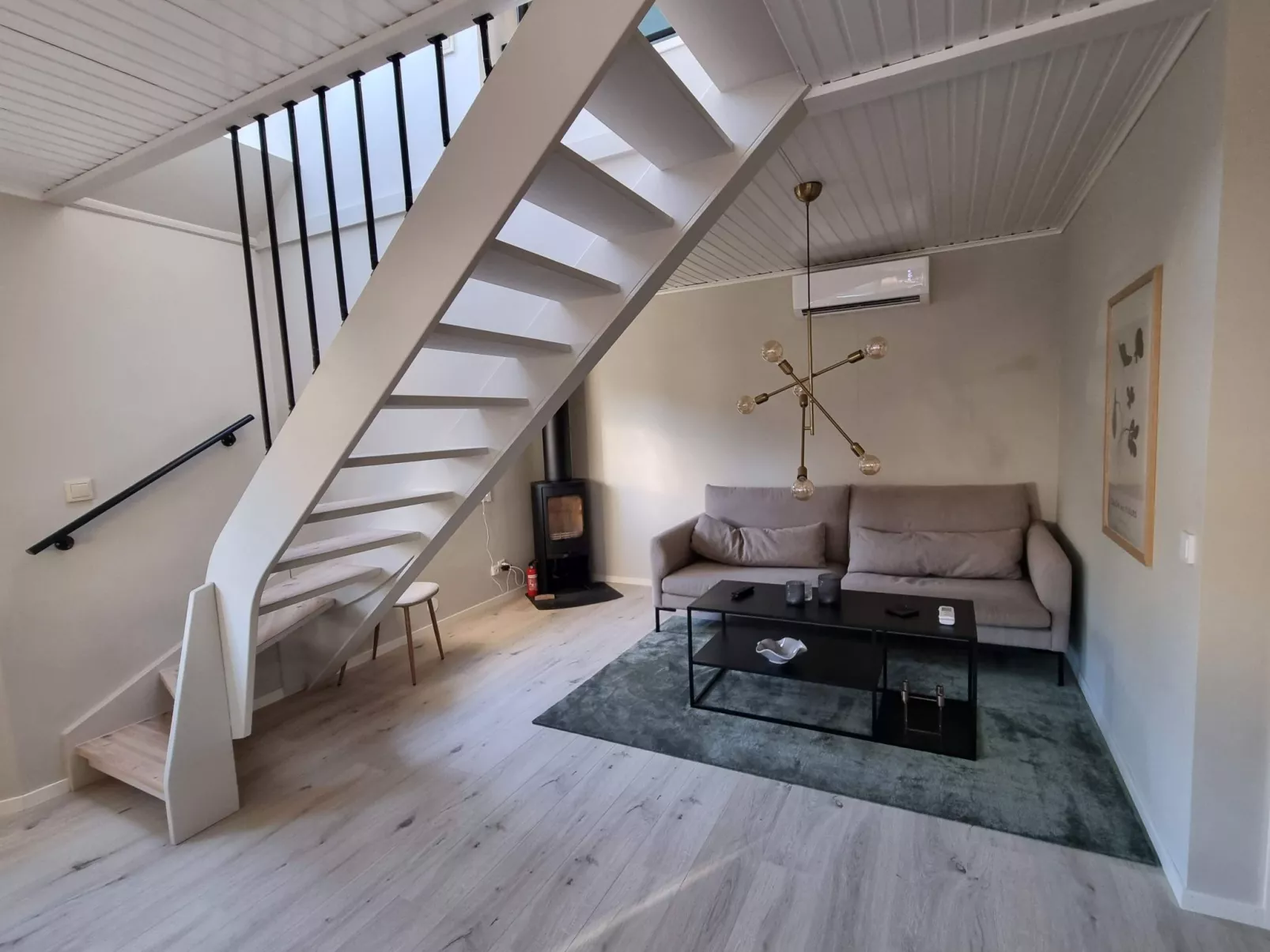 "Paradisvägen" direkt am Strand-Binnen