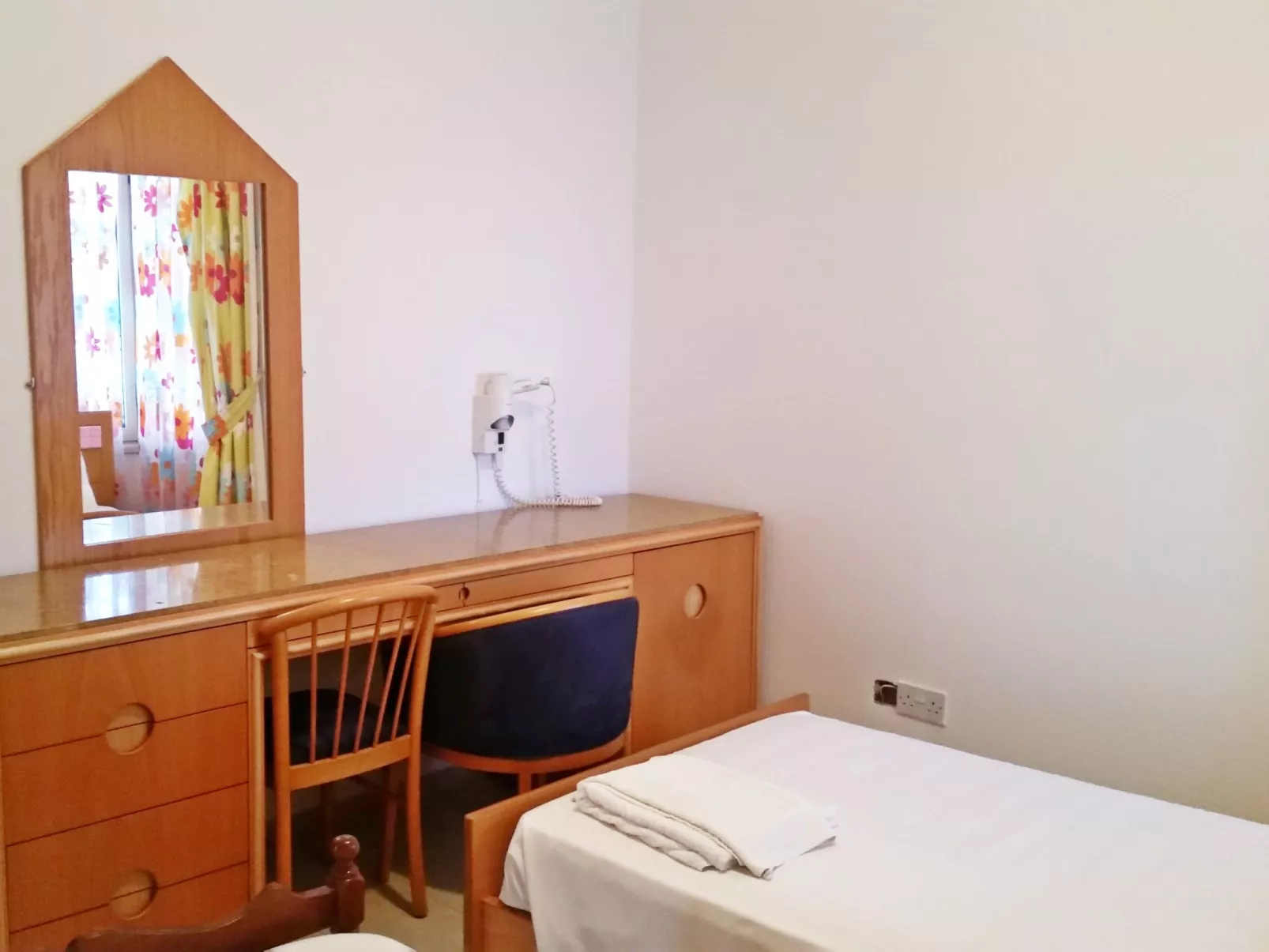 Mit Privatpool für 8 Personen ca. 220 m&sup2; in Neo Chorio, Halbinsel Akamas - Binnen