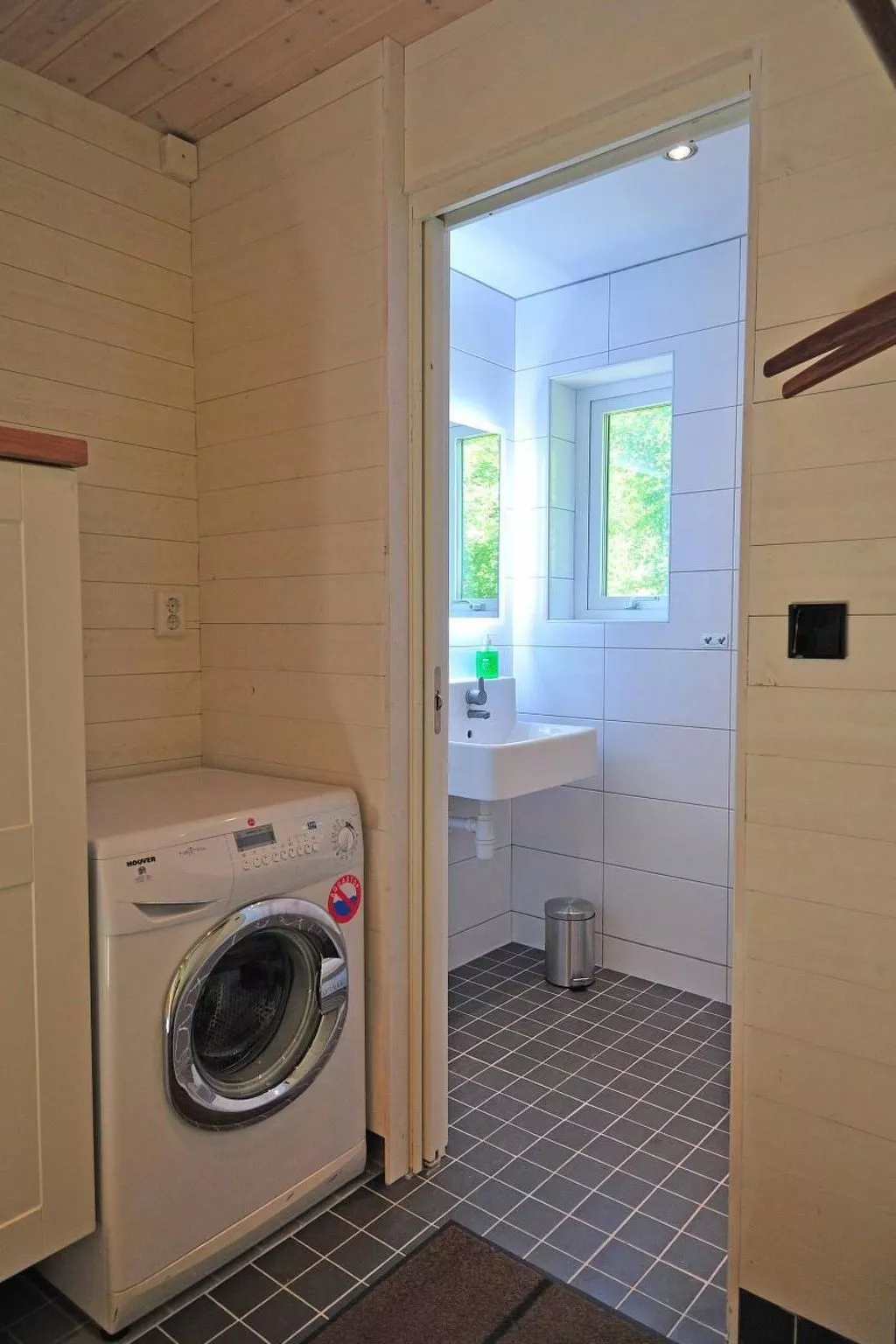 Villa "Vitasjö" mit Terrasse, Grill und Garten-Binnen