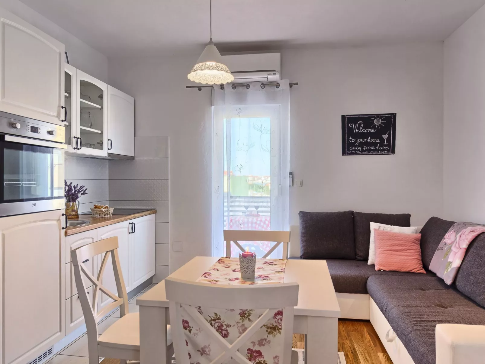 Gemütliches Studio mit Balkon-Binnen