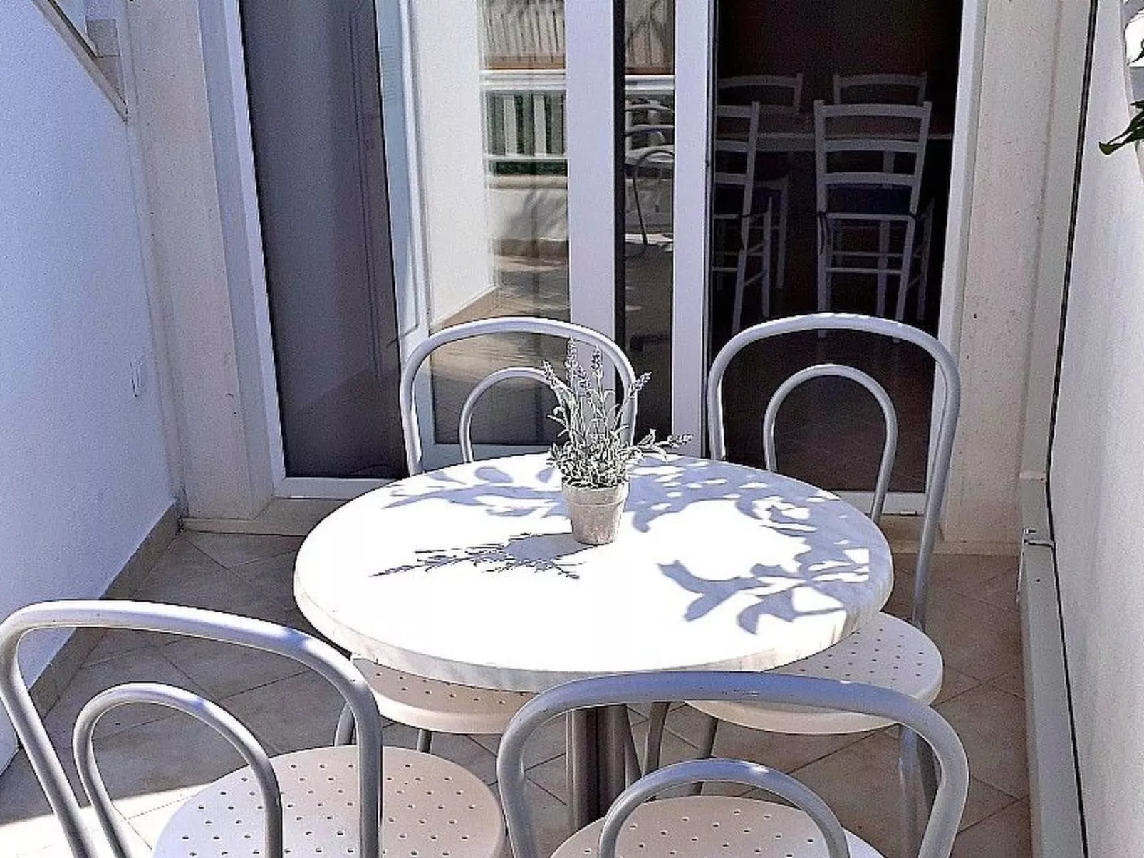 Mit Balkon in Strandnähe-Buiten