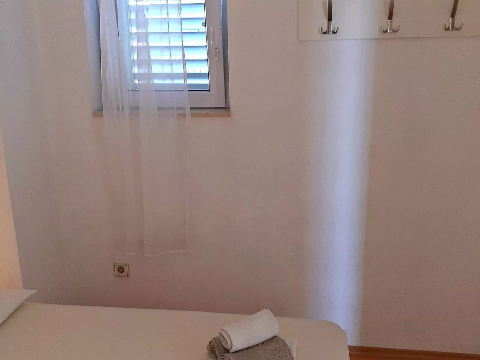 Wohnung mit Balkon und Meerblick in Strandnähe-Binnen