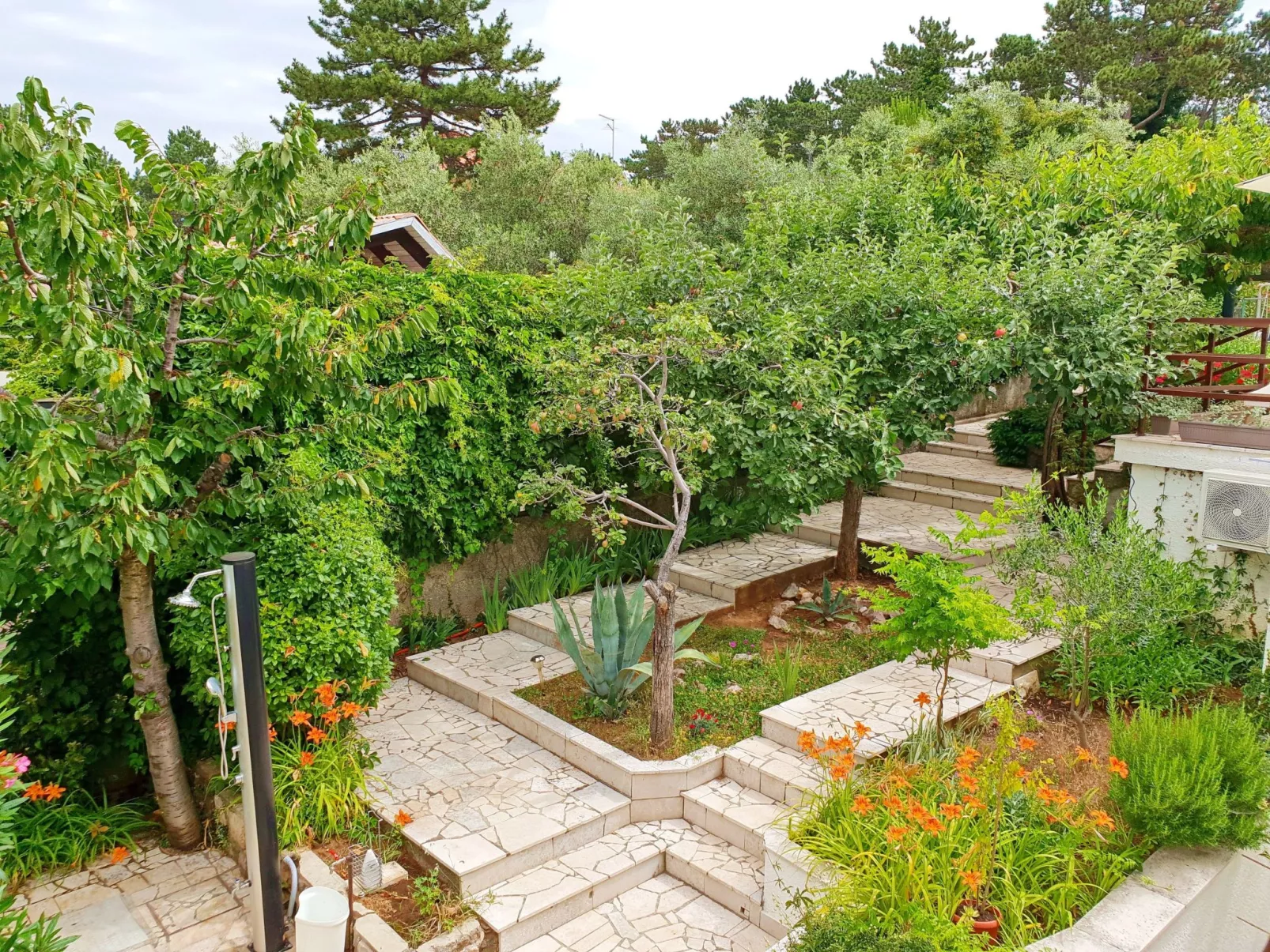 Apartment Devcic-Buiten