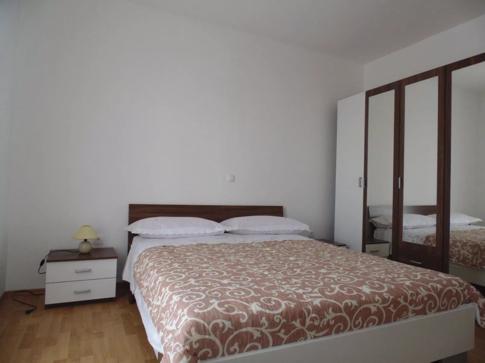 Komfortable Wohnung mit Balkon und Meerblick-Binnen