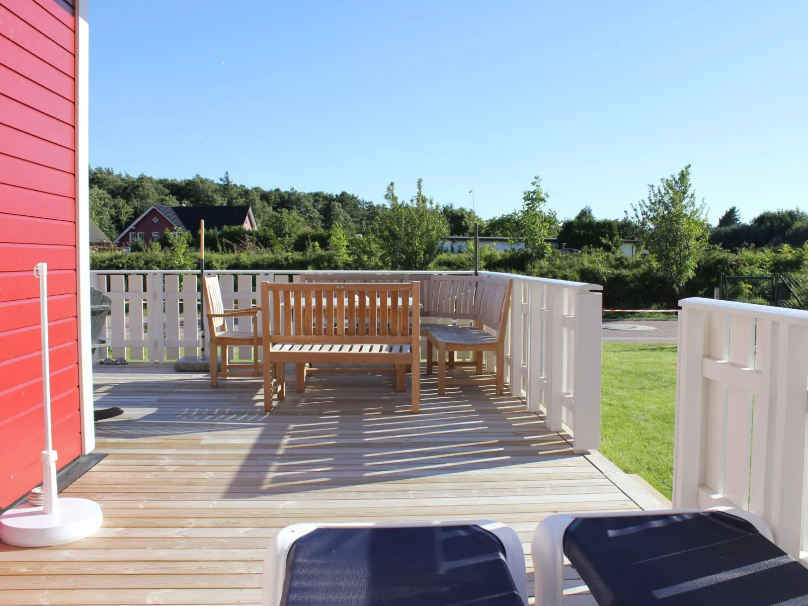 Komfortables Ferienhaus in Breege mit Sauna-Buiten