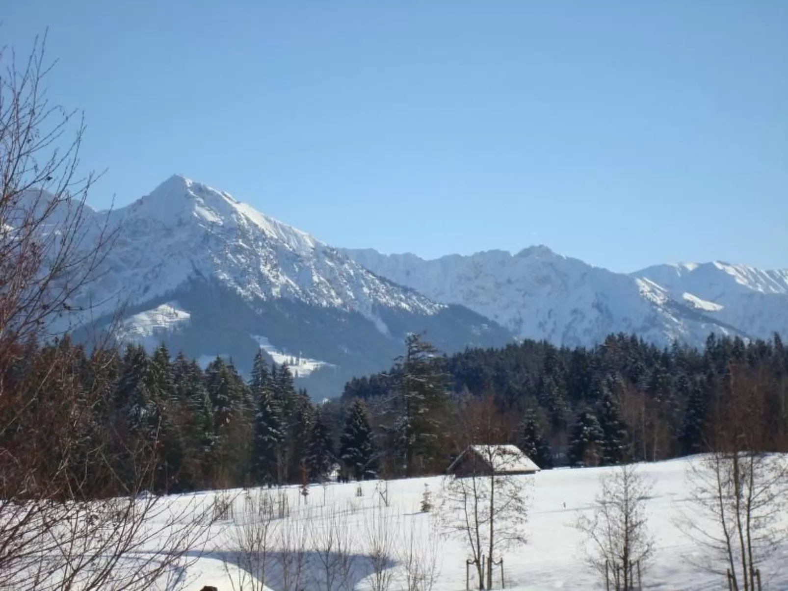 Panoramabergblickwohnung in ruhiger Einzellage-Buiten