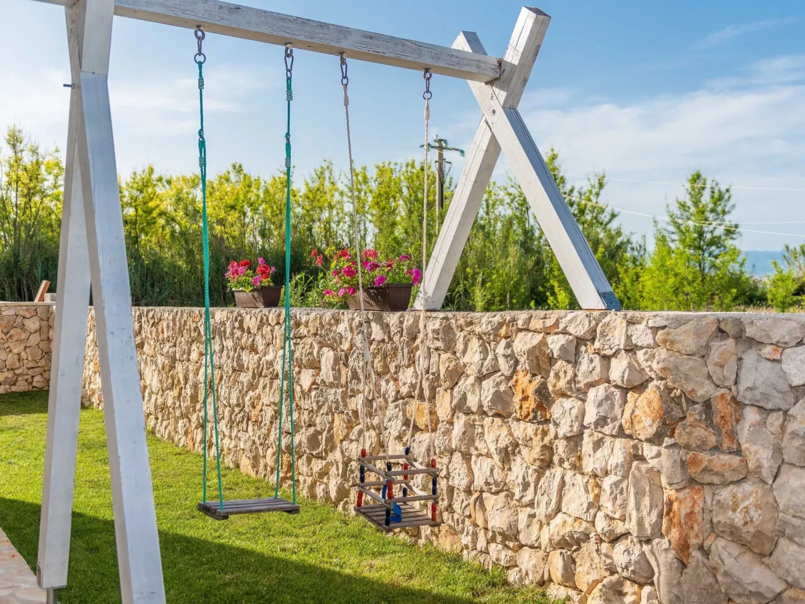 Villa Kirsten mit beheiztem Pool - von TA Leut Agency-Buiten