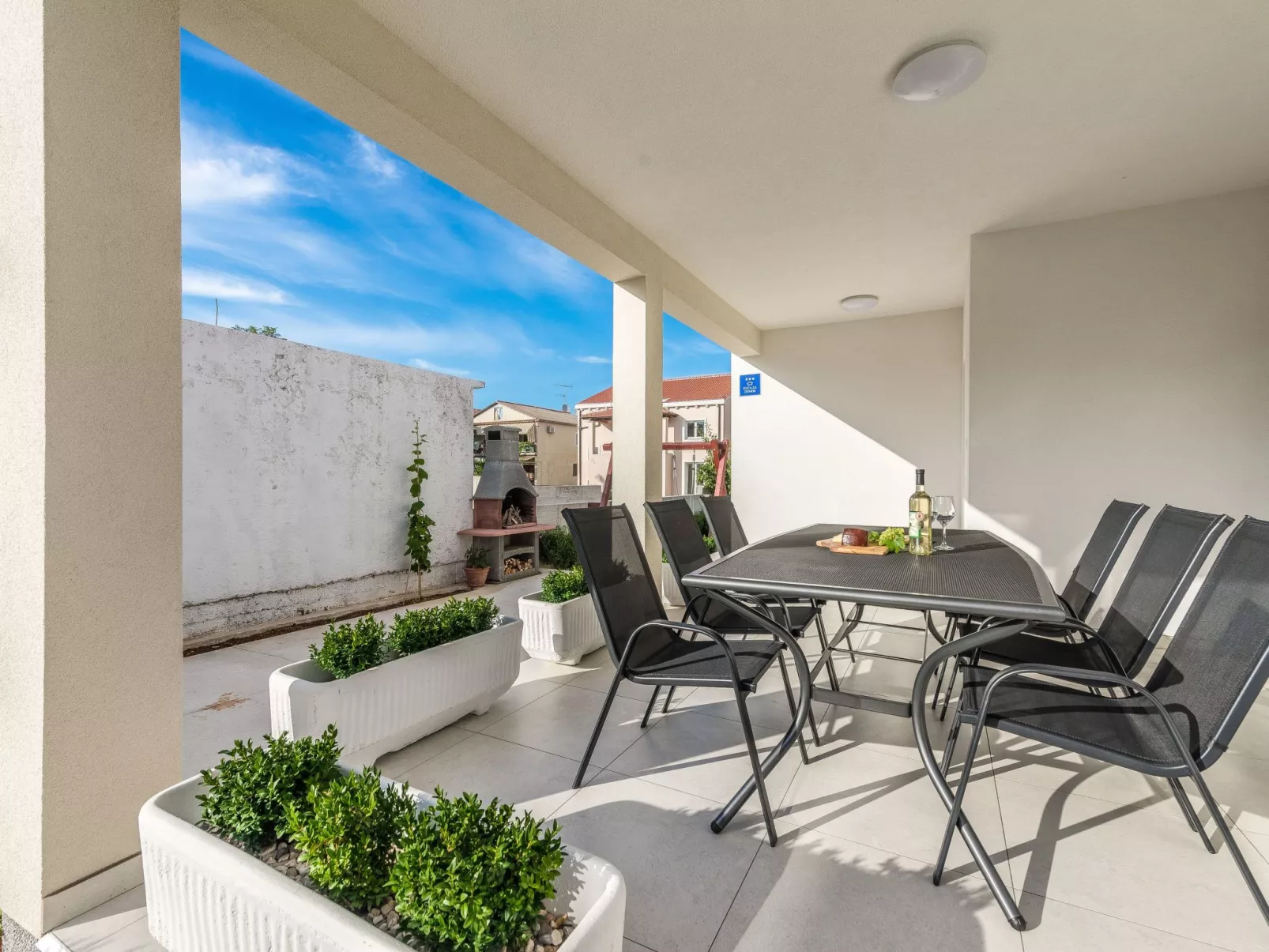 "Bajlo" direkt am Strand-Buiten