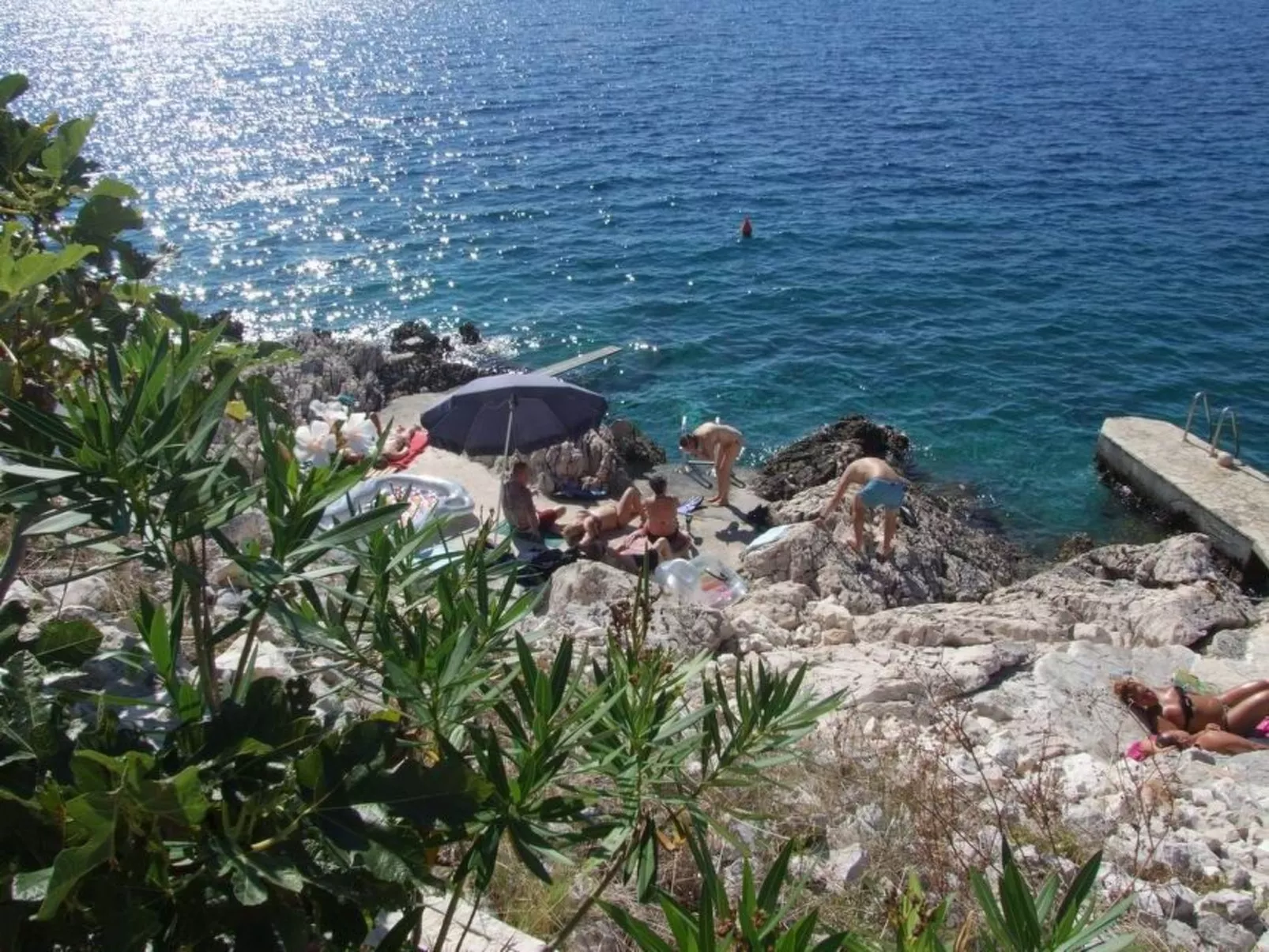 In Sevid mit Gemeinsamer Terrasse und Meerblick-Image-tags.info