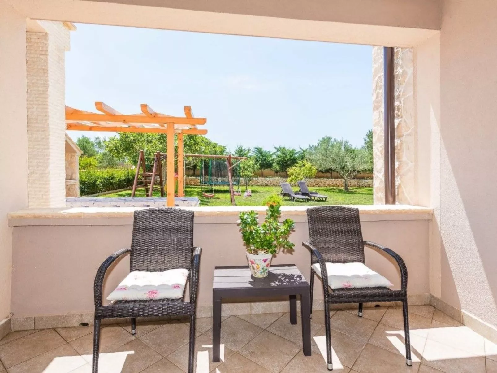 Wohnung Kim Red -von TA Leut Agency-Buiten