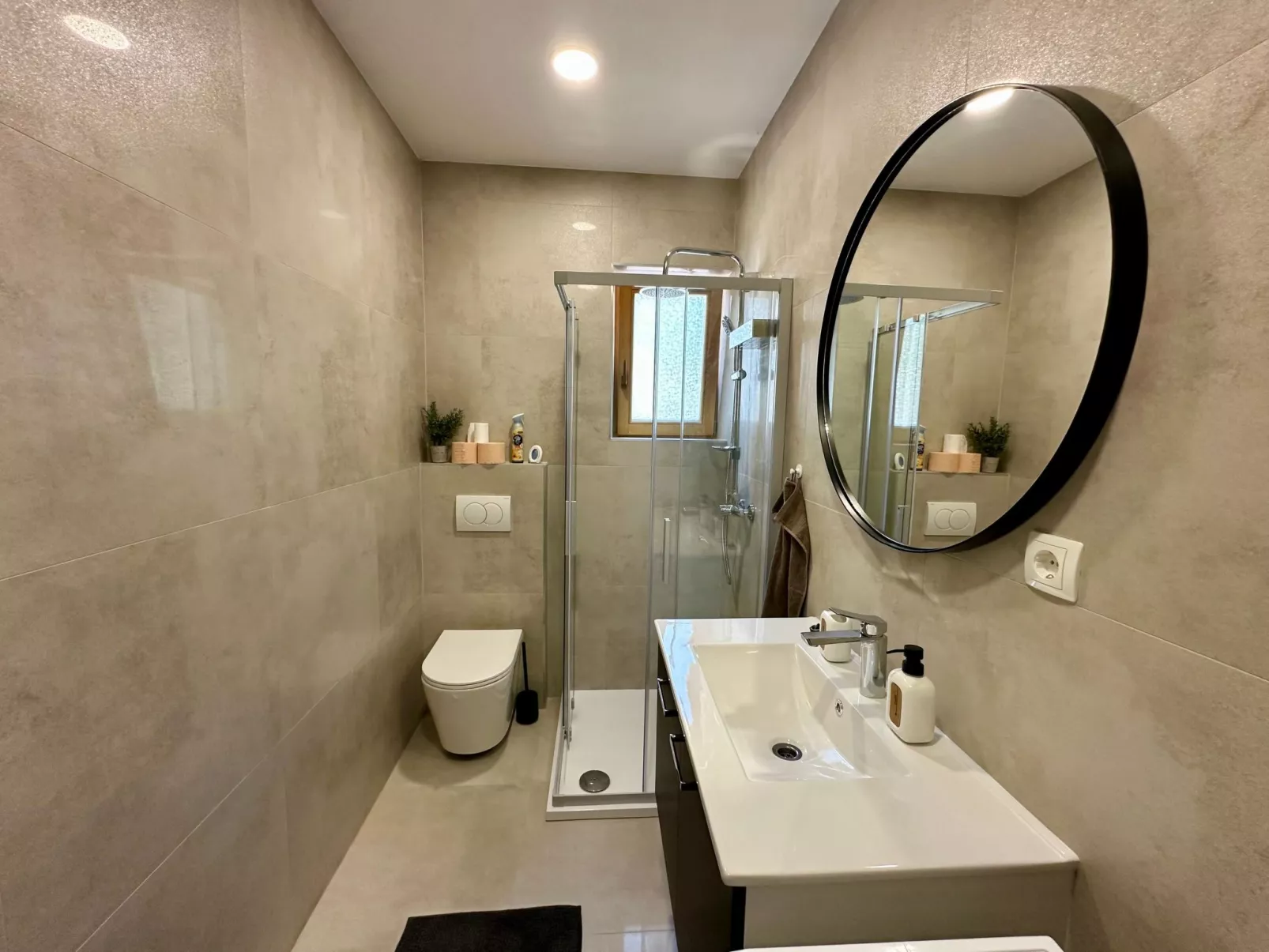 Wohnung in Dramalj mit Garten, Terrasse und Grill - Binnen