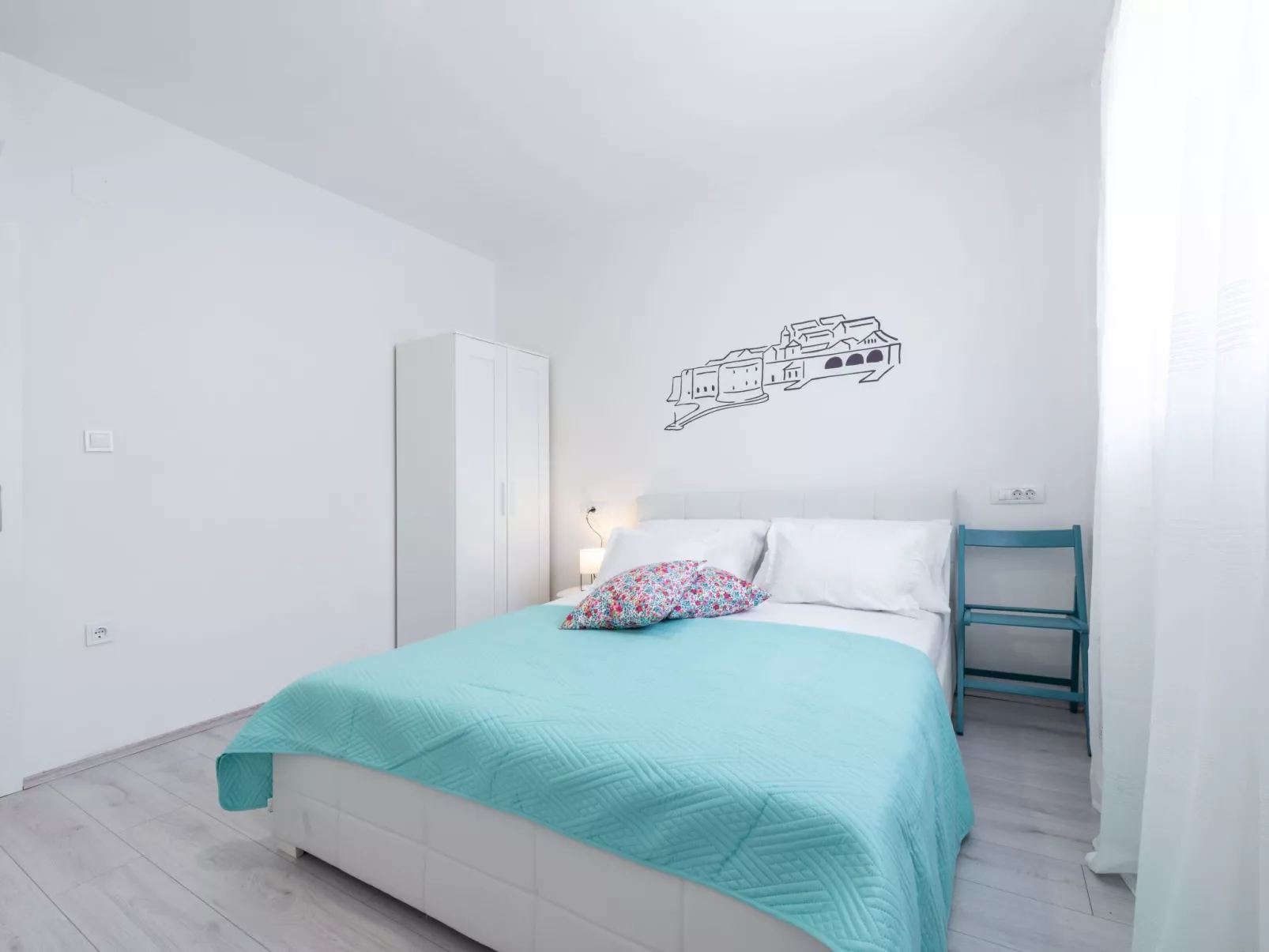 Moderne Villa mit Infinity-Pool und atemberaubendem Meerblick Dia-Binnen