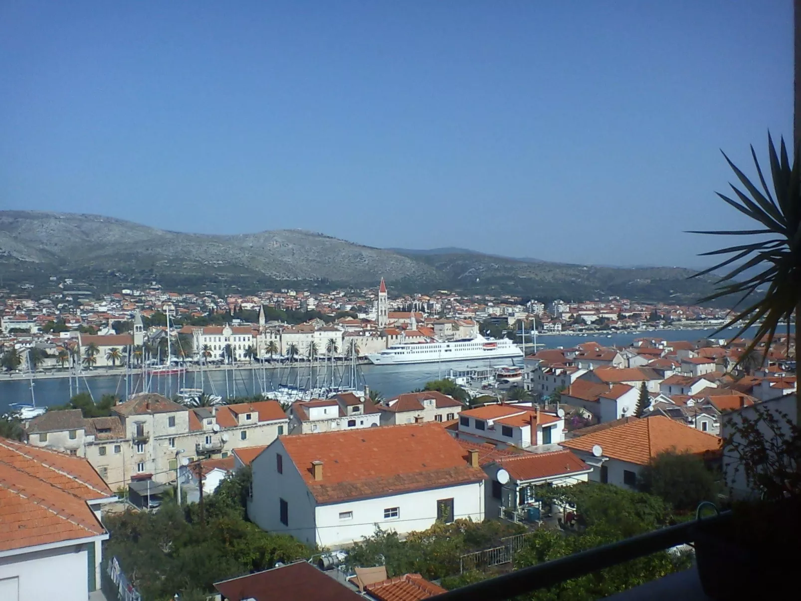 Wohnung mit Blick auf das Wasser-Buiten