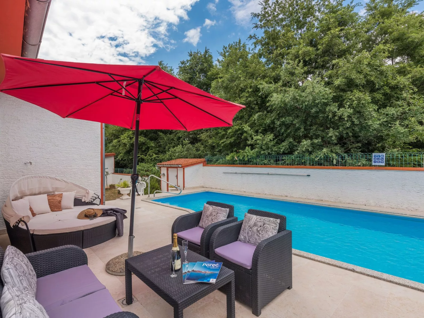 Charmante Familienvilla, in der Hunde willkommen sind-Binnen