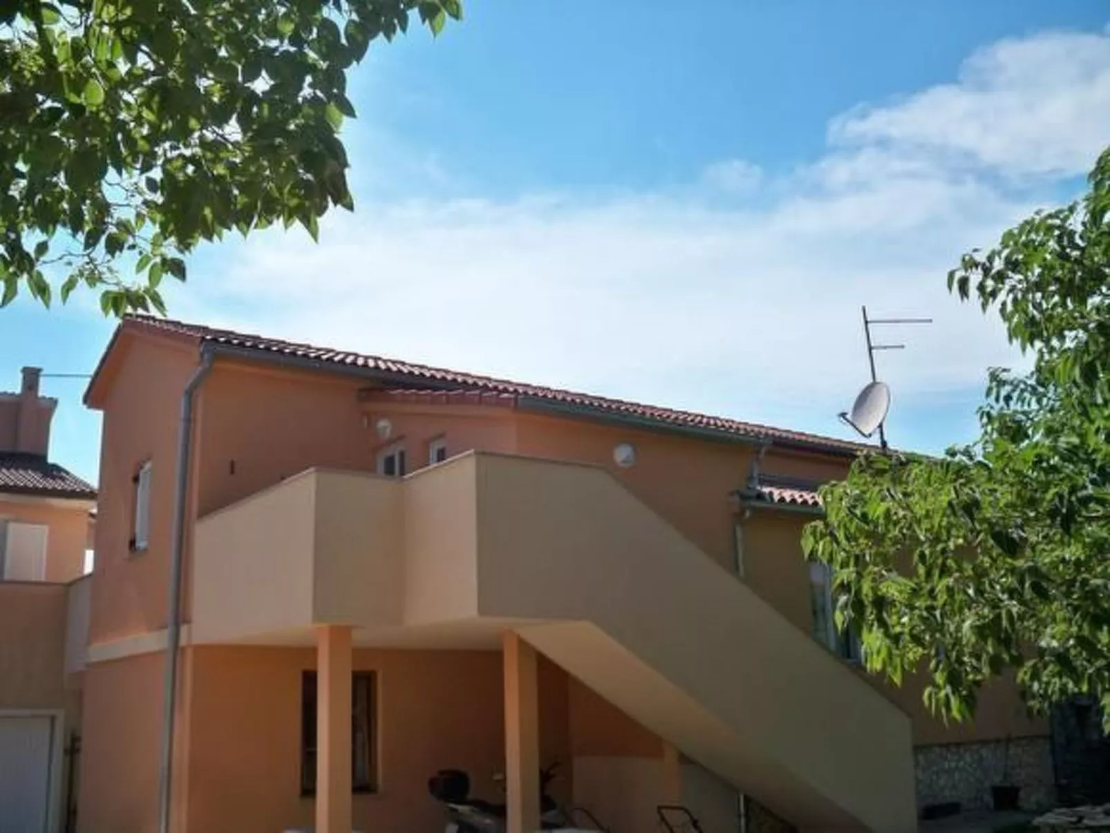 Wohnung mit Blick auf das Wasser-Buiten