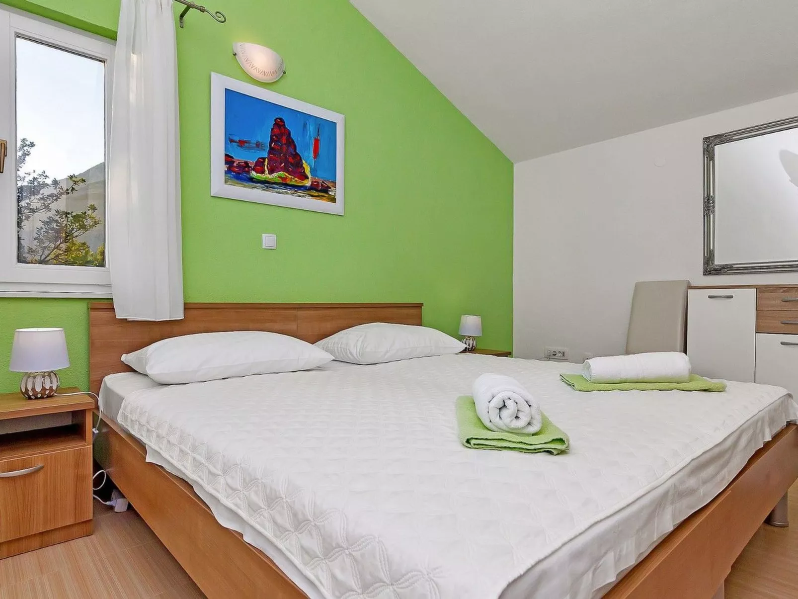 Renoviertes Ferienhaus in Tučepi mit Privatem Pool-Binnen