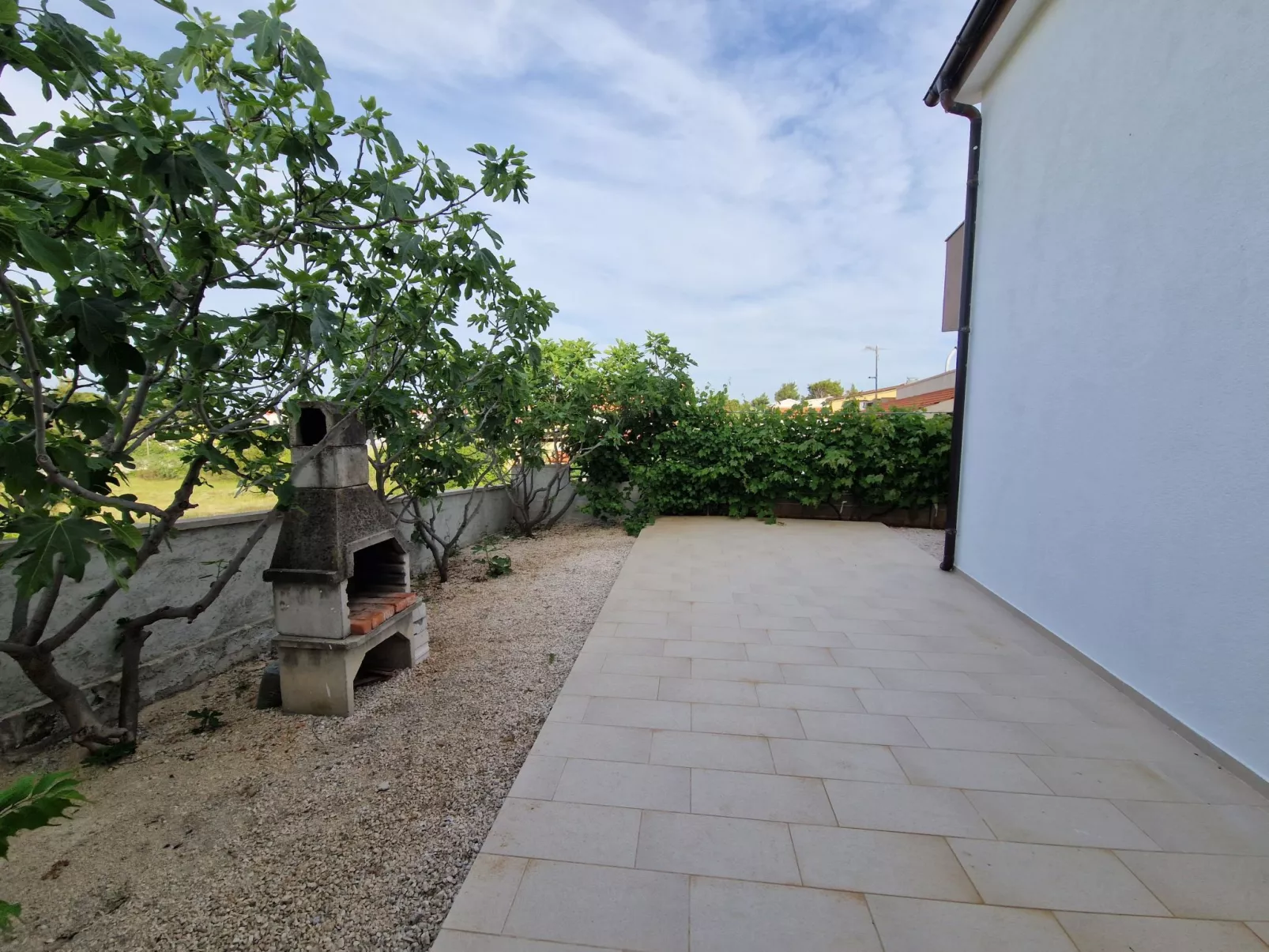 Ema erste Etage mit offener Terrasse-Image-tags.info