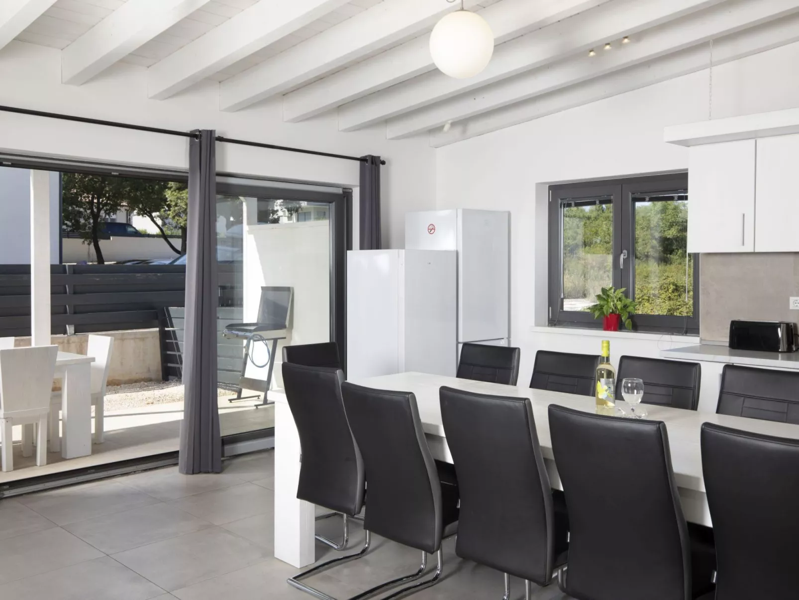 Villa Sole am Meer mit Pool, Sauna, Whirlpool-Image-tags.info