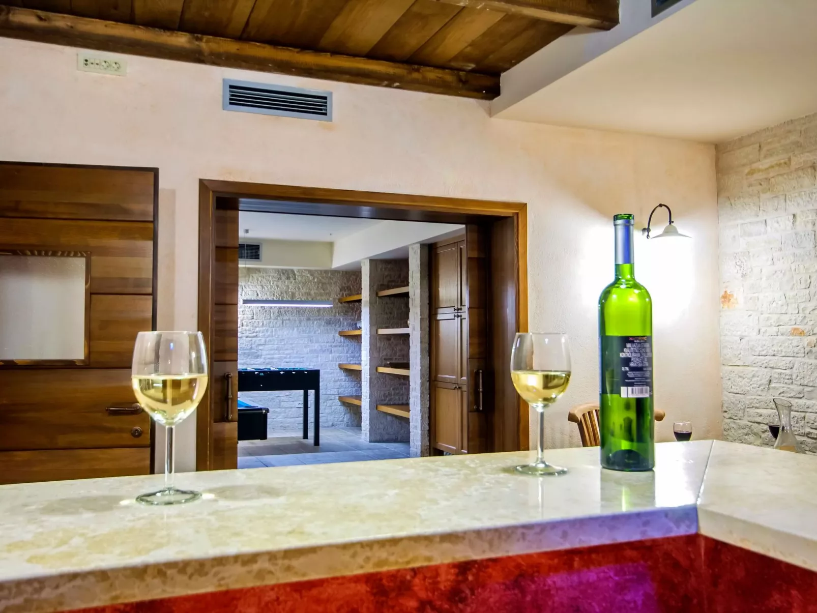 Luxus "Villa Mirna" mit Tennisplatz-Image-tags.info