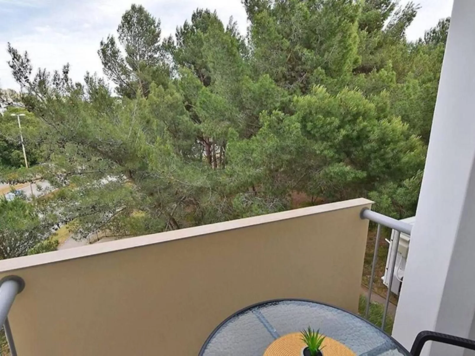 Modern eingerichtete Wohnung in der Nähe des Strandes...-Buiten