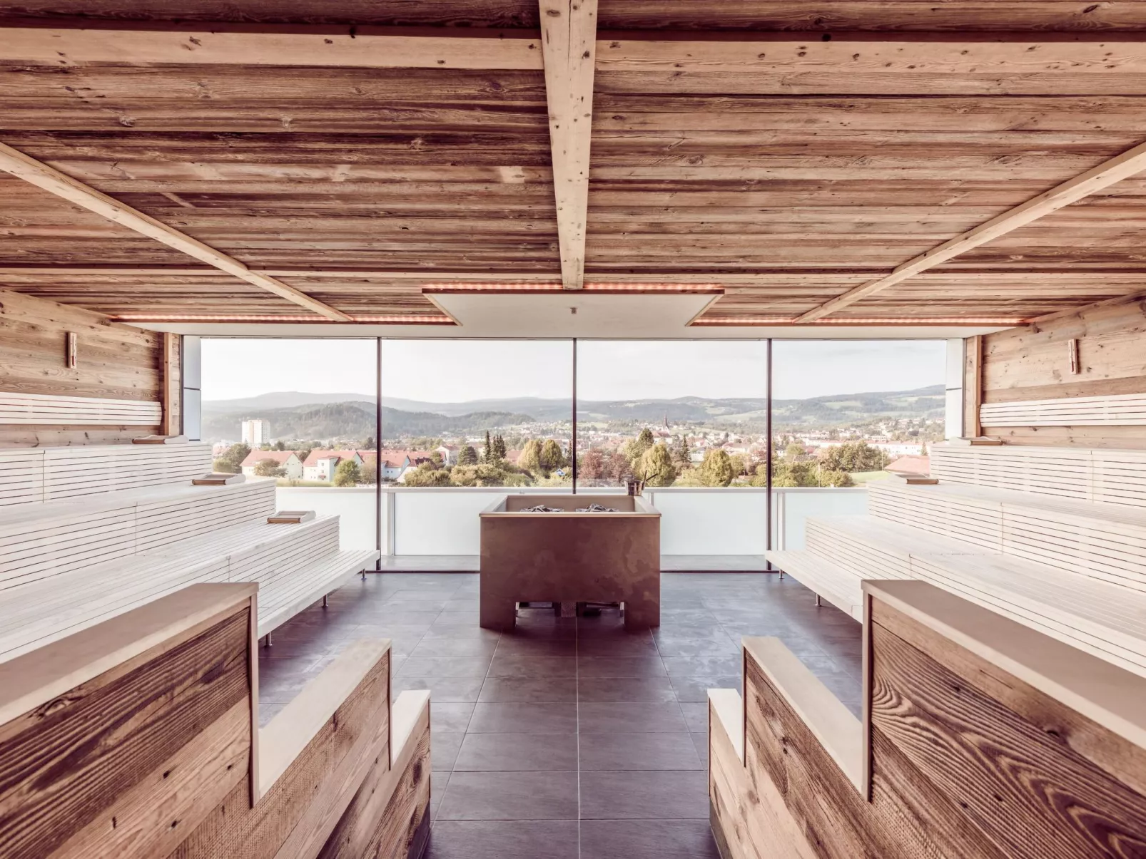 Exklusive Ferienwohnung in Piber mit Grill, Garten und Terrasse-Buiten