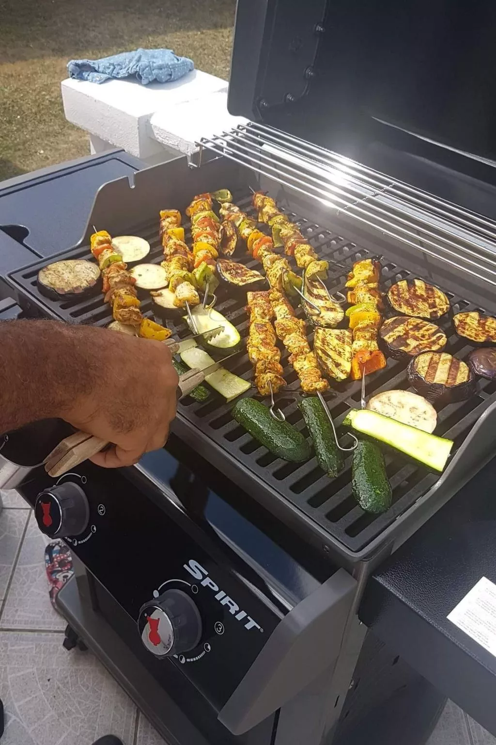 Die Sonne der Côte d'Azur-Buiten