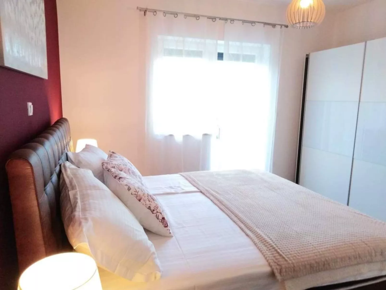 Mit Terrasse, Grill und Garten-Binnen