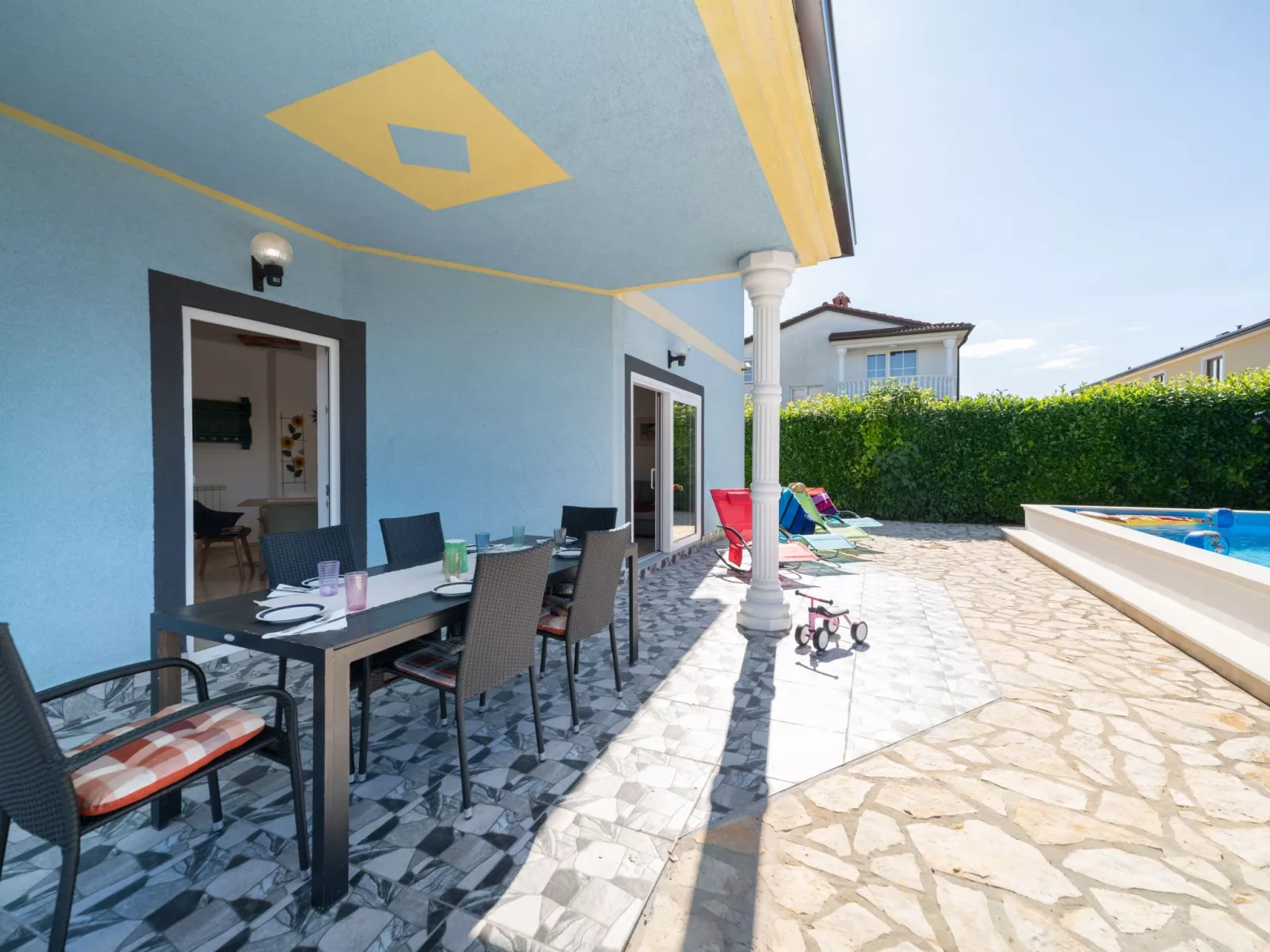 "Casa Tarra" mit eigenem Pool-Buiten