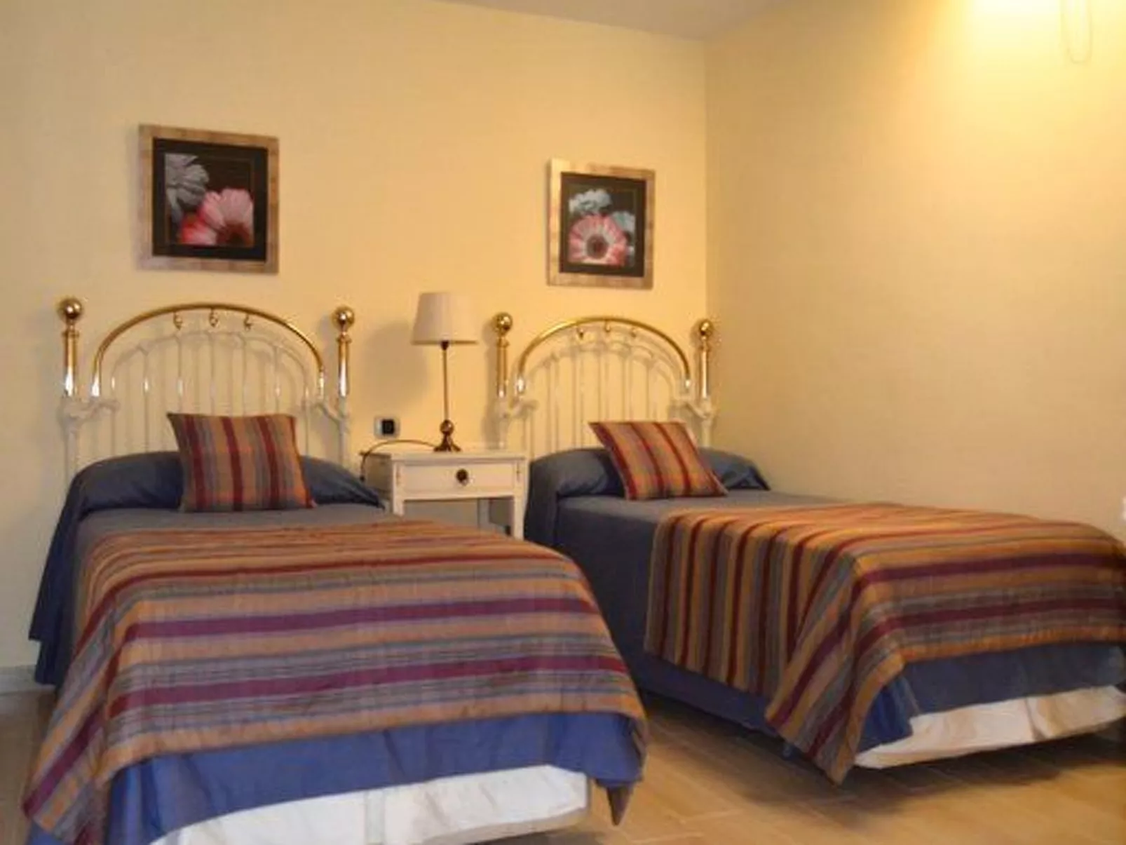 Villa los palmitos Familiäre Privatvilla mit Pool-Image-tags.info