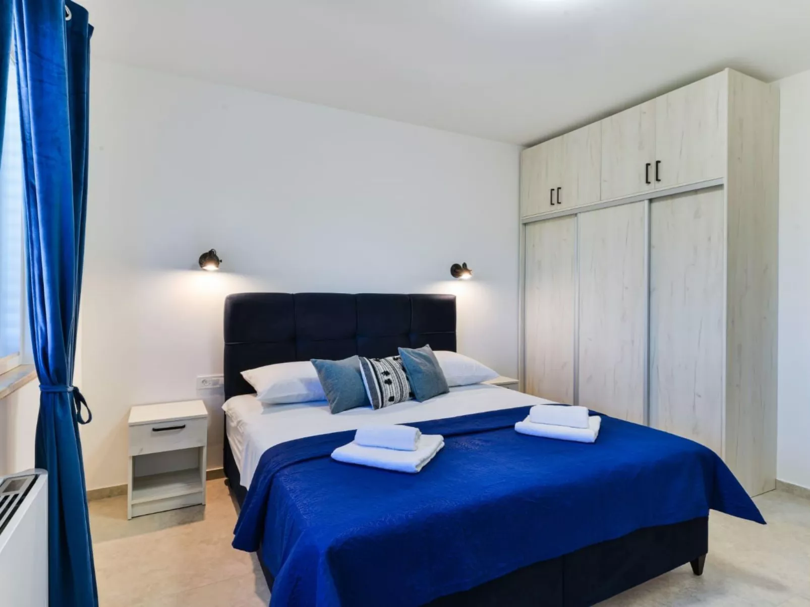 Villa Vid 03 mit beheiztem Pool -TA Leut Agency-Binnen