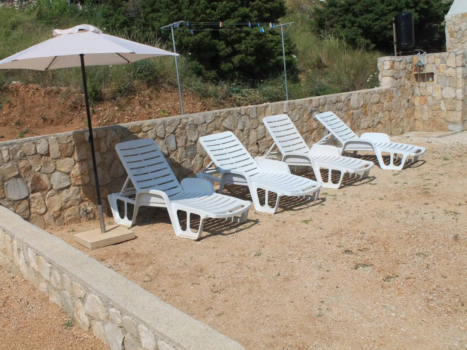 "Gubo2" mit Blick auf das Wasser-Buiten