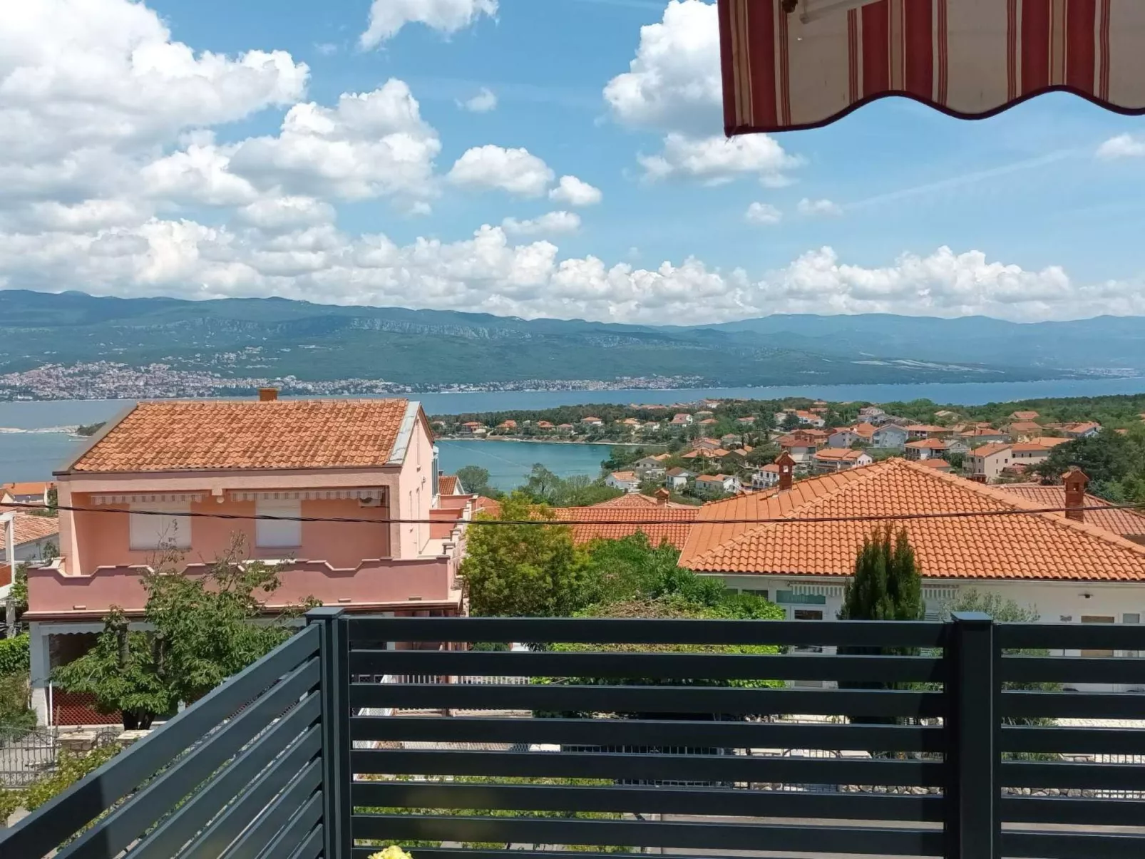 Moderne Wohnung Grzetic-Buiten