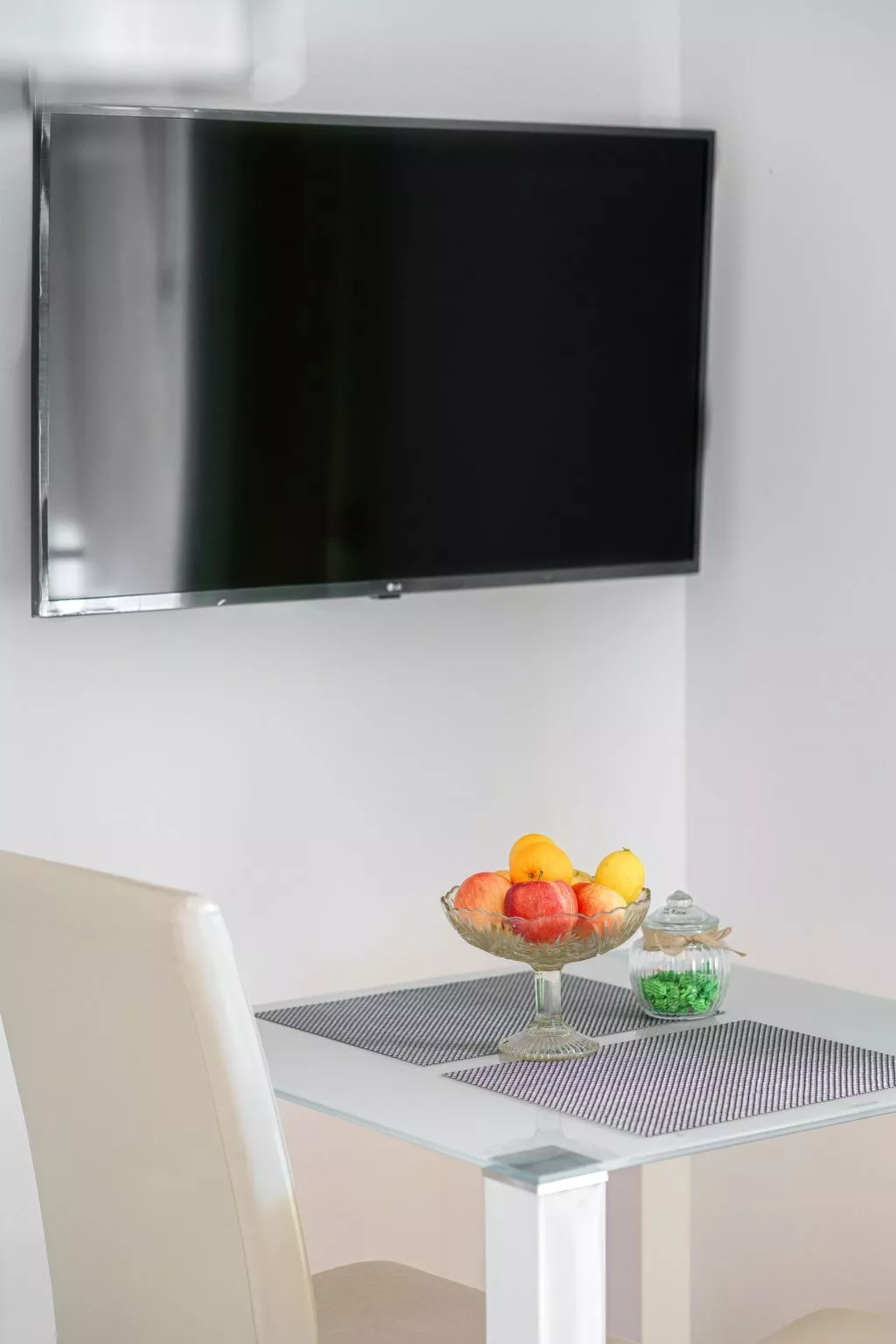 Wohnung in Vodice mit Grill-Binnen